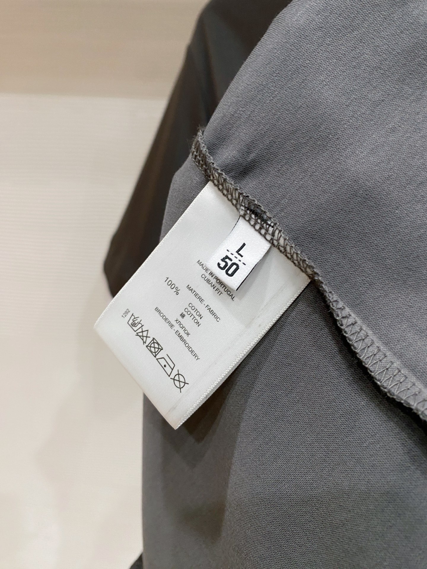 Brunello Cucinelli 26春夏官网新品翻领短䄂POLO颜色：米白 灰色 蓝色码数：M-3