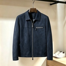Berluti布鲁提Boss/波斯 27新品男士弹力麂皮绒面料秋冬高档休闲 夹克 此款弹力麂皮绒面料,手感柔软,富有质感 Berluti布鲁提Boss/波斯 27新品男士弹力麂皮绒面料秋冬高档休闲 夹克 此款弹力麂皮绒面料,手感柔软,富有质感