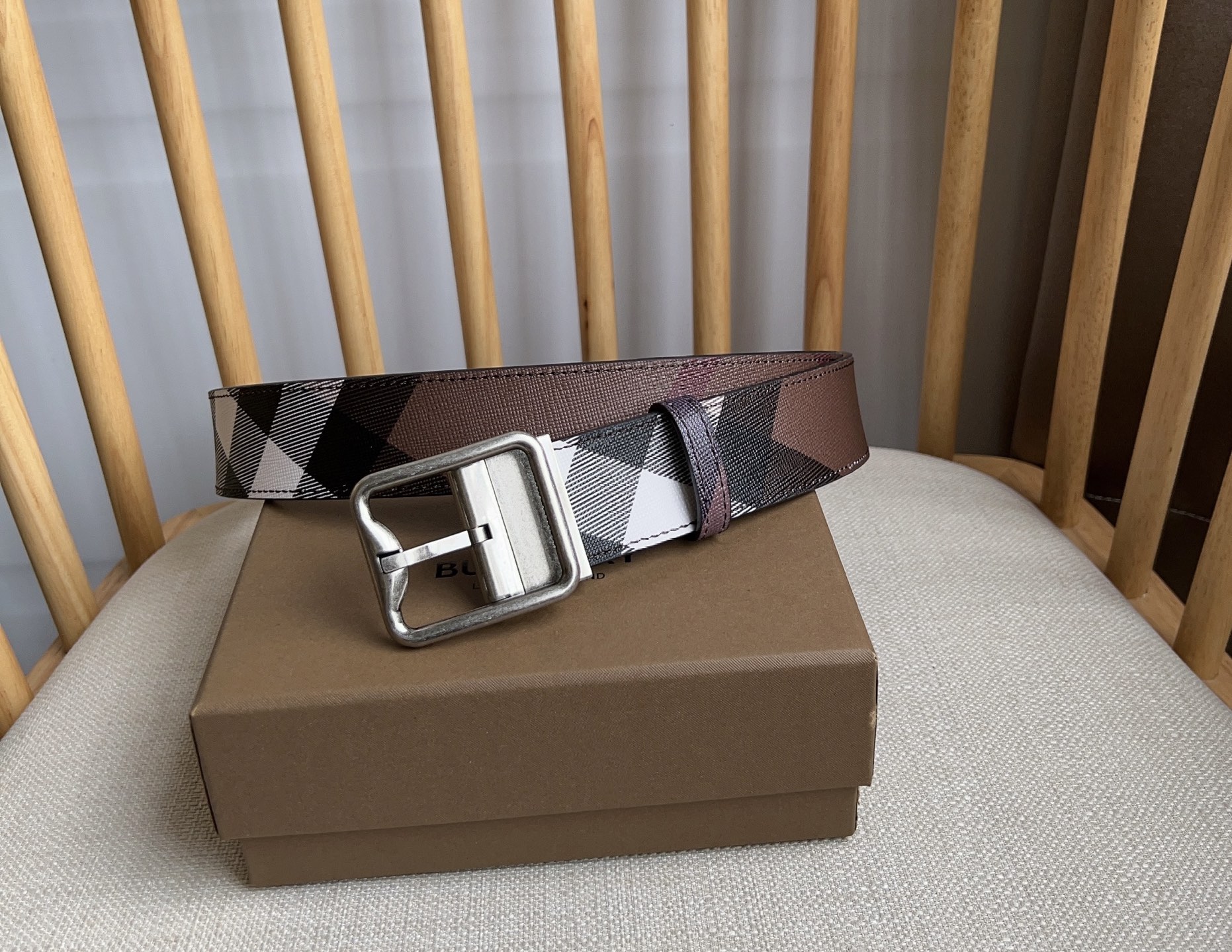 Burberry Cinturón Reversible a Cuadros con Hebilla Palladium, 3.5 cm