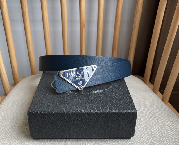 Prada Buckle Belt with Enamel Triangle Logo, Premium Quality Leather, 3.5cm 1 Prada Buckle Belt with Enamel Triangle Logo, Premium Quality Leather, 3.5cm