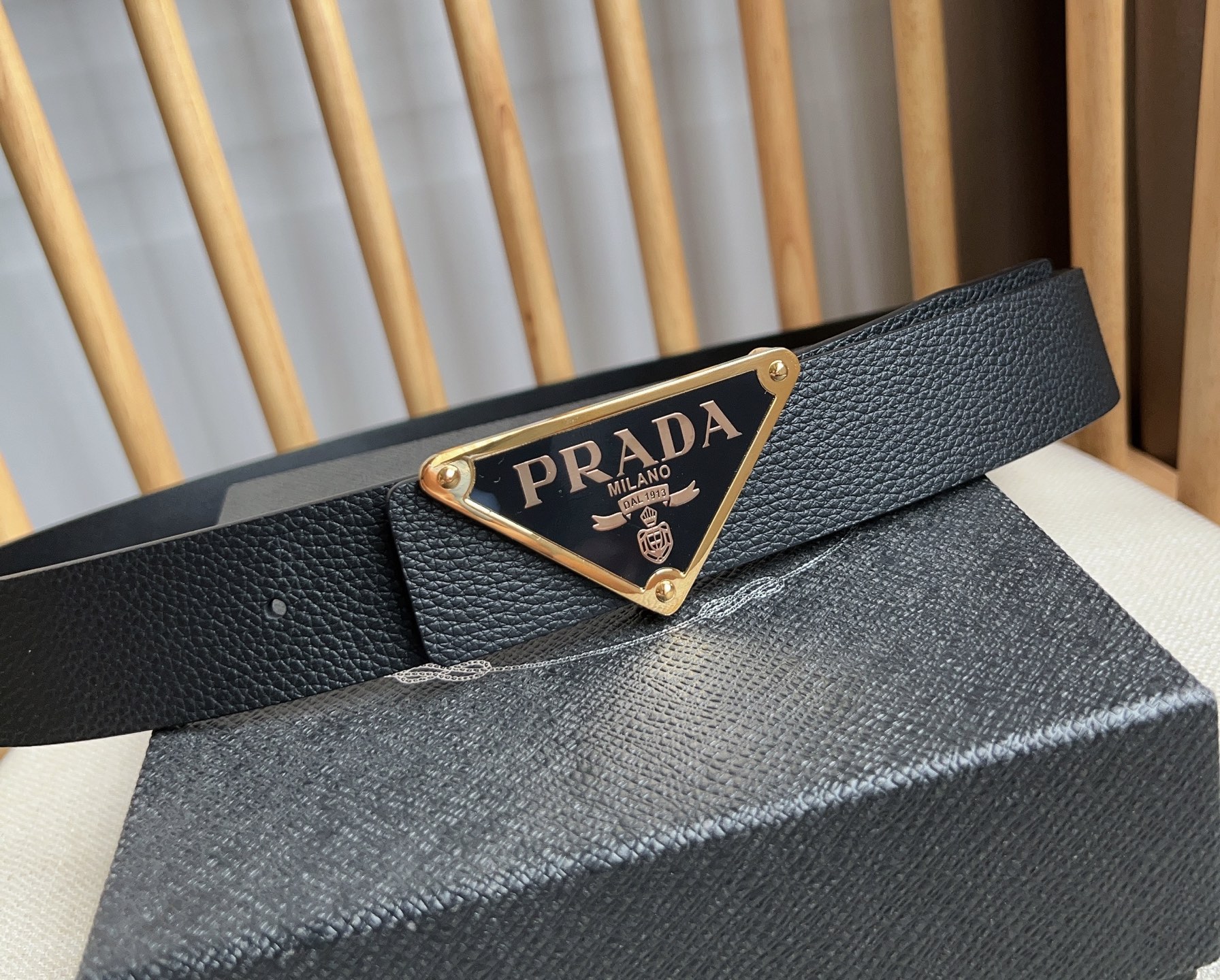 Prada Buckle Leather Belt with Iconic Logo 8 i1749214106568 6580 0 6