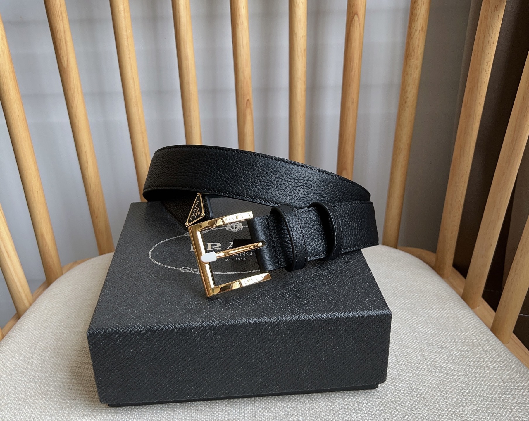 חגורת עור עור עור עור מעור עור Prada דגם סימן בקורה 2 i1749400211083 2257 0 0