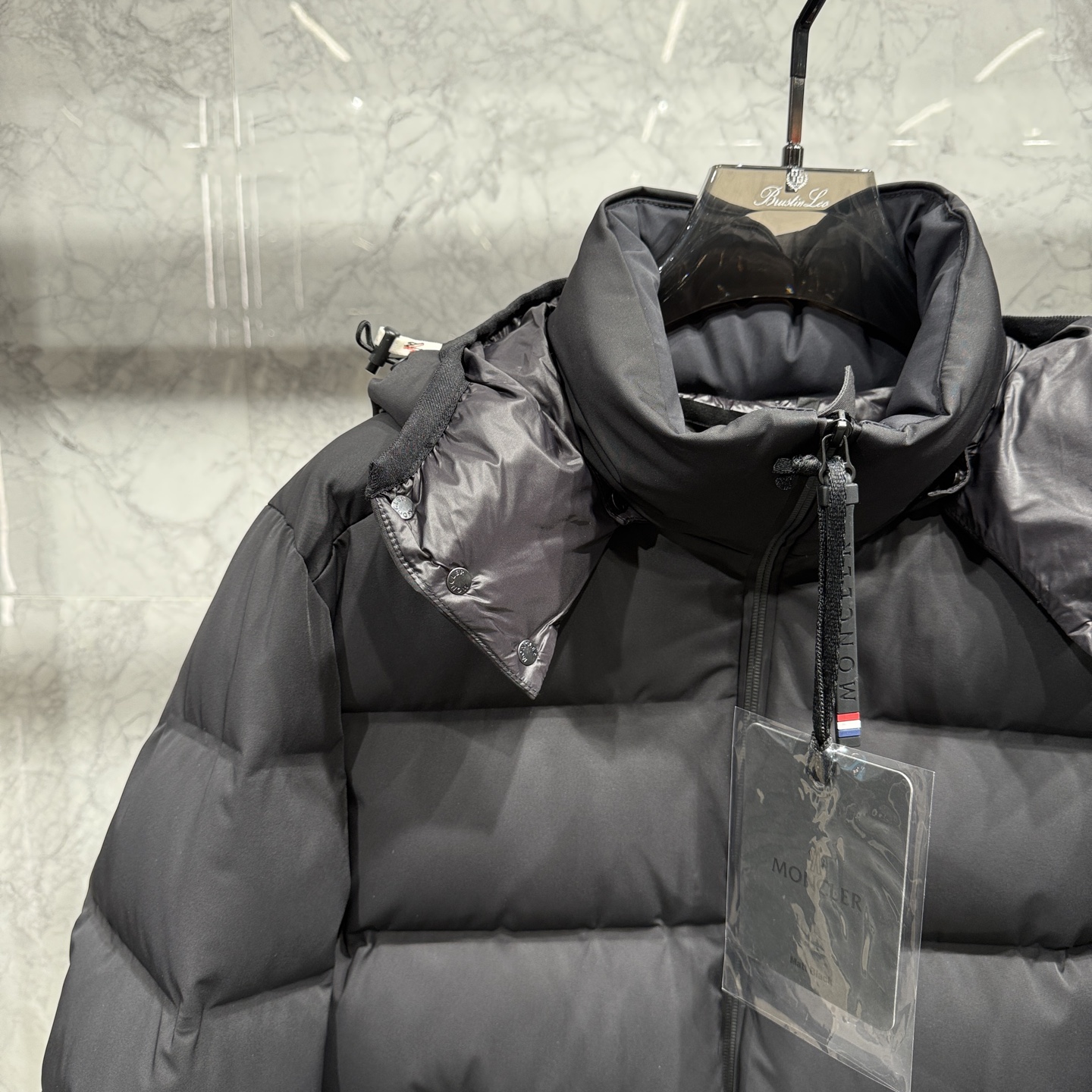 款号900225秋冬新品发布，蒙口滑雪🏂系列羽绒出货，原版购入，全部面料及辅料原版开模，内里填充新国标9