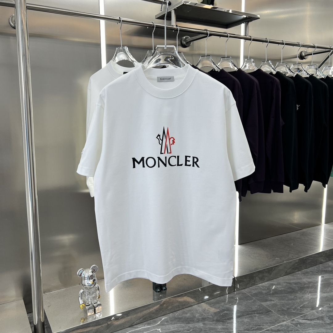 MONCLER 蒙口 2024 otoño-invierno nuevo estilo camiseta de manga corta de 320 gramos, con detalles metálicos, unisex talla…