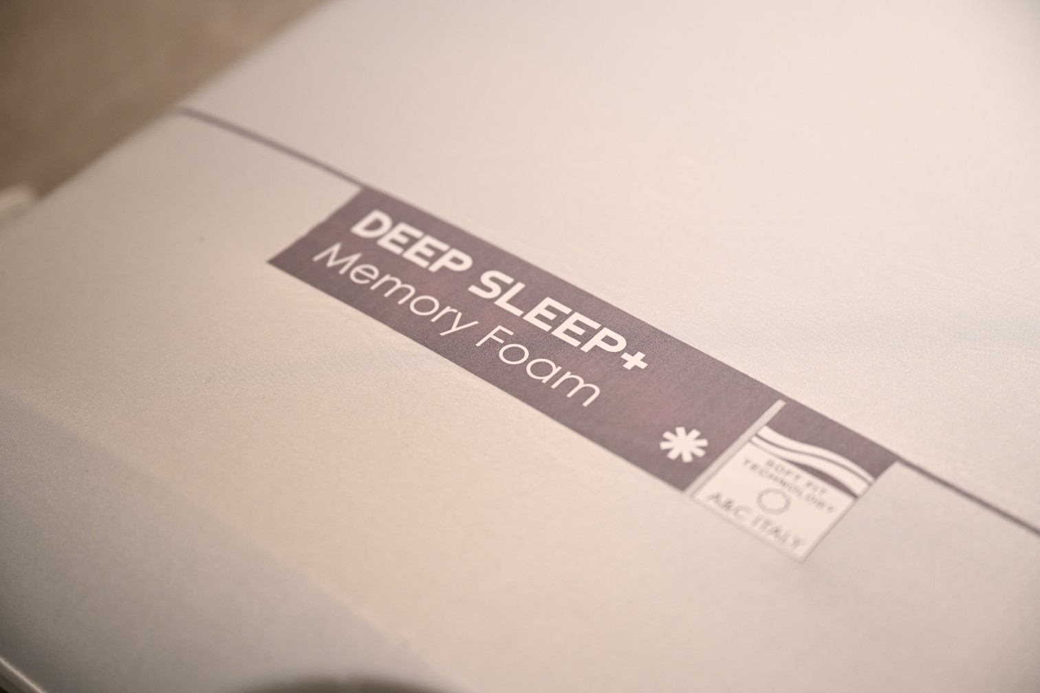 Armani/Casa Dual-Core Memory Foam Pillow — In-Situ Photography - Comprehensive 5
