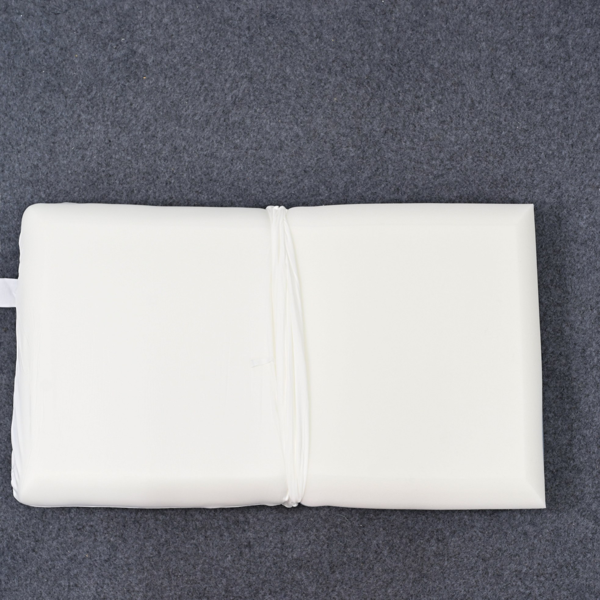 Dual-Tone Core Slow-Rebound Memory Foam Pillow - Comprehensive 2