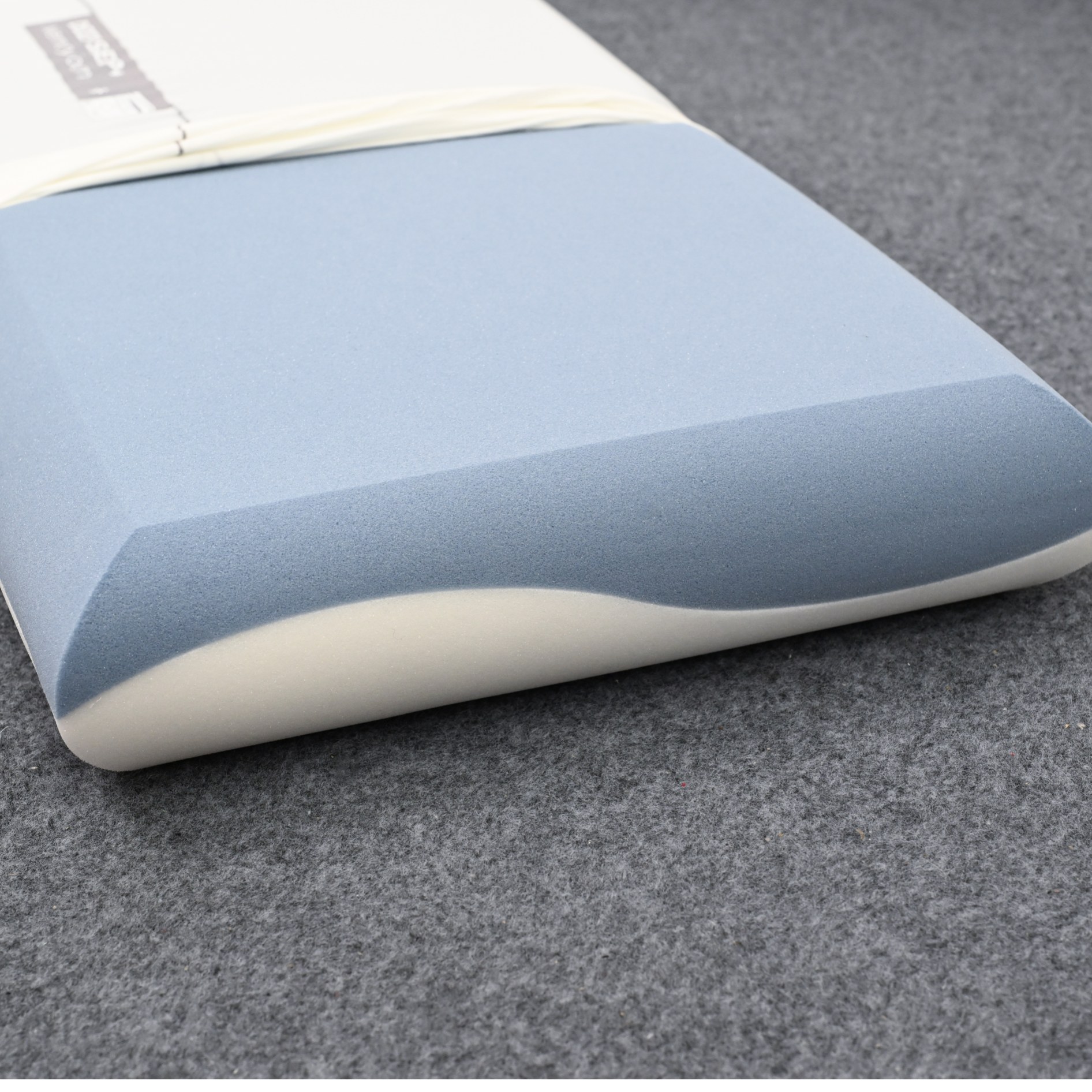 Dual-Tone Core Slow-Rebound Memory Foam Pillow - Comprehensive 3