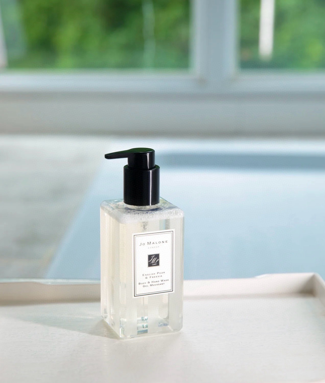 Selecting the right personal fragrance fosters complete relaxation while - Comprehensive 9