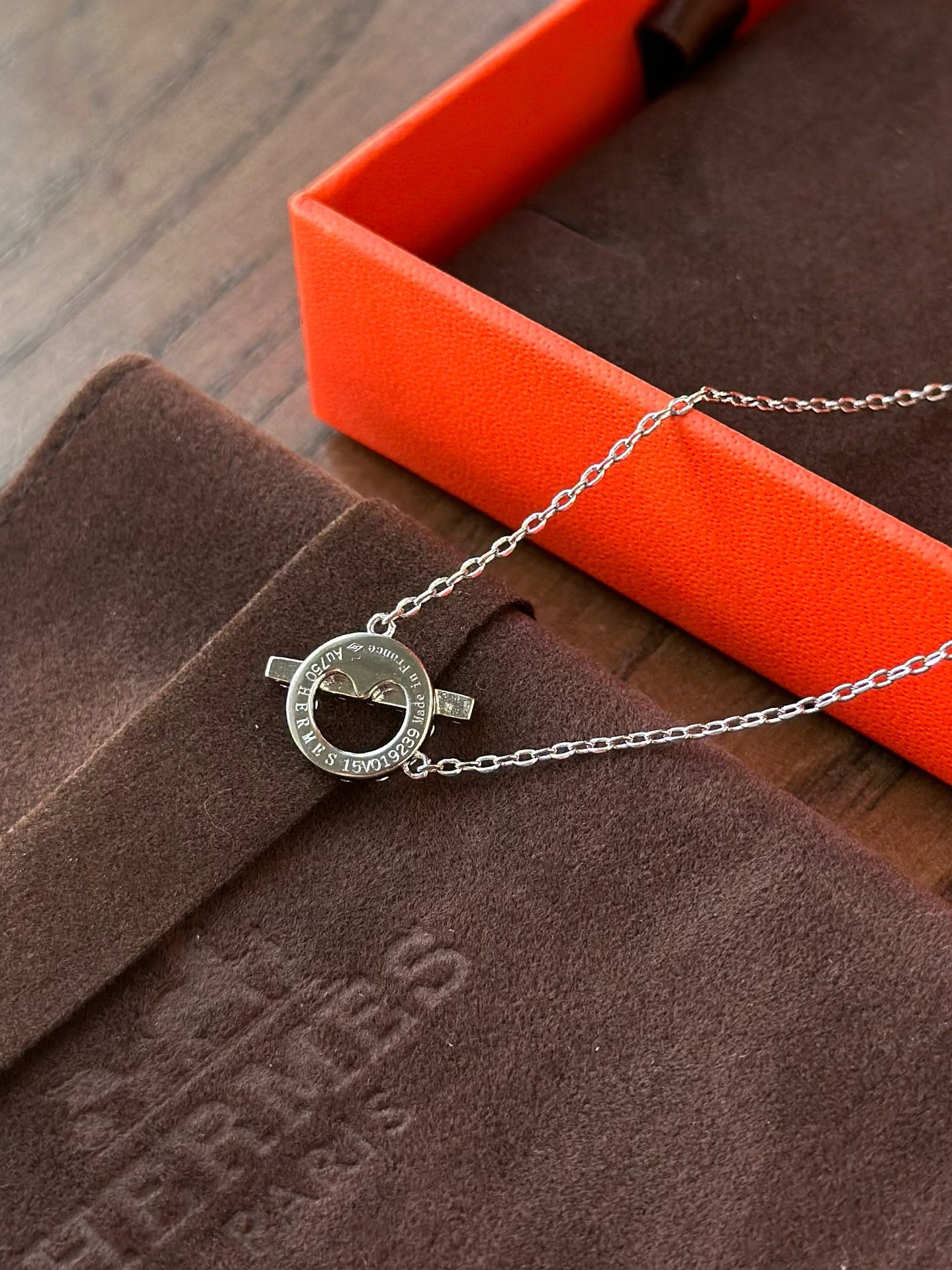 Silver-tone necklace - Comprehensive 8