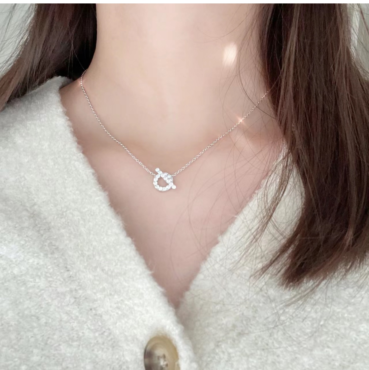 Hermès Finesse Diamond Pendant Necklace - Comprehensive 6