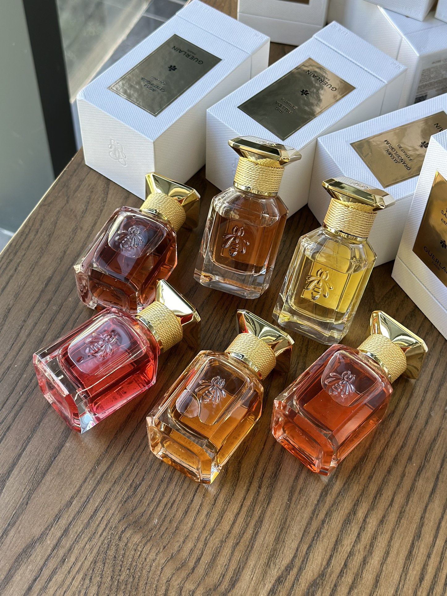 是因为香水中最昂贵的鸢尾品种 8