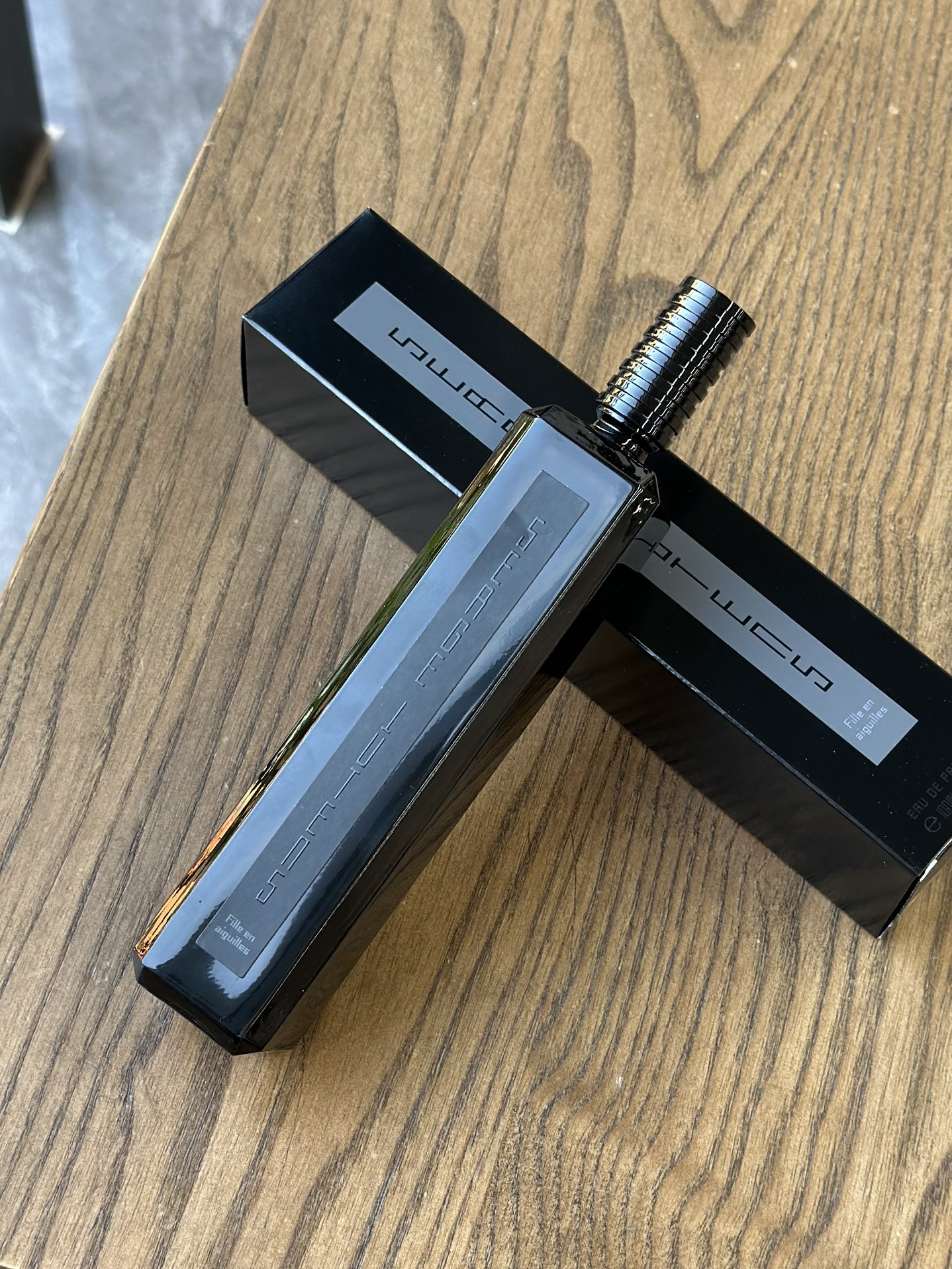 不是传统意义的酸酸甜甜,没有别的香水那种有点假的感觉 2