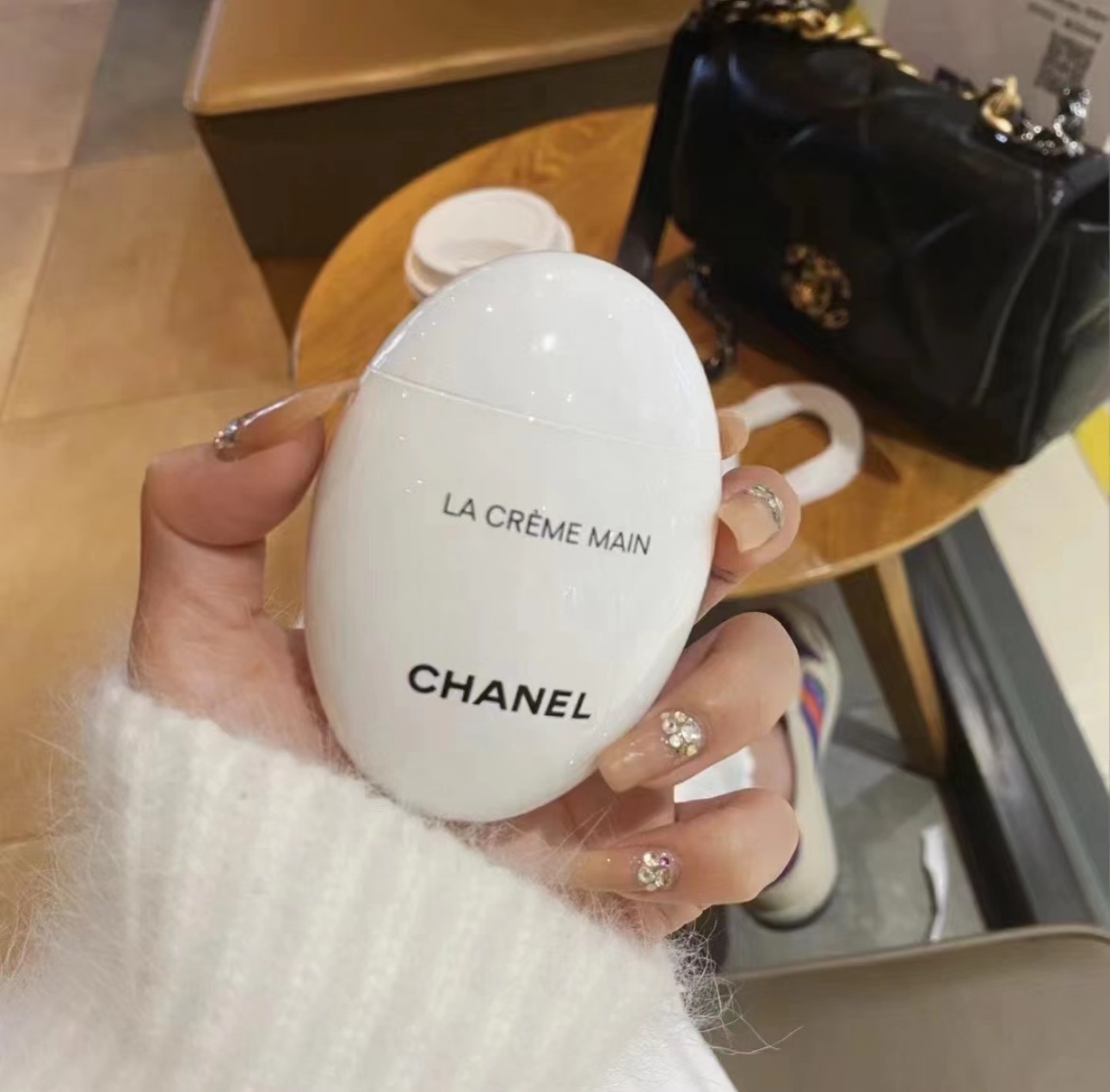 CHANEL La Crème Main (50ml - Comprehensive 7