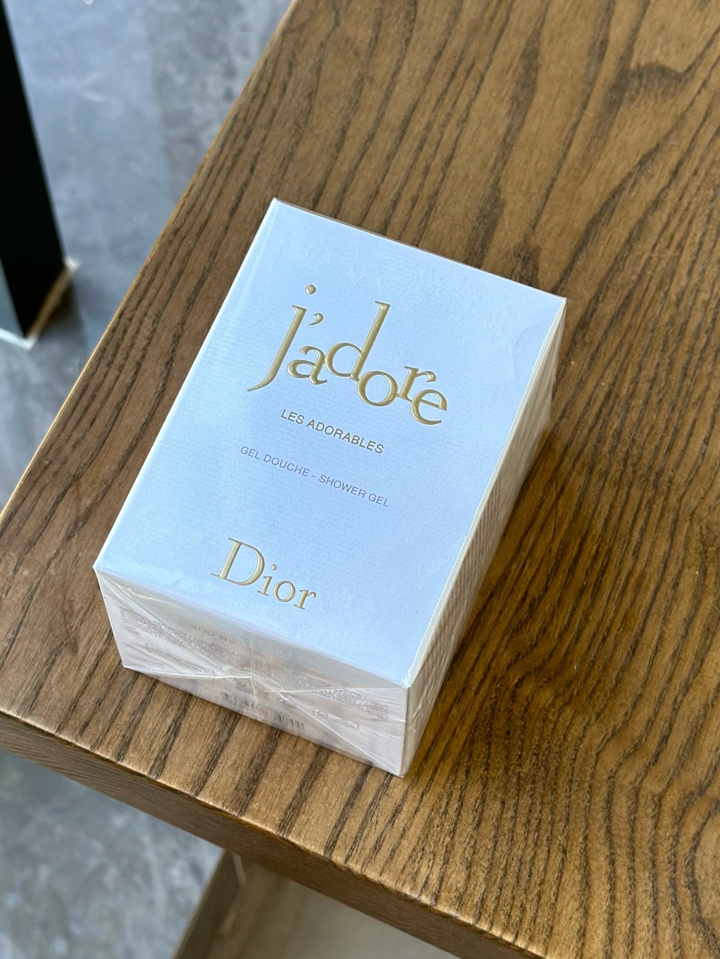 Dior J'adore Perfumed Shower Gel - Comprehensive