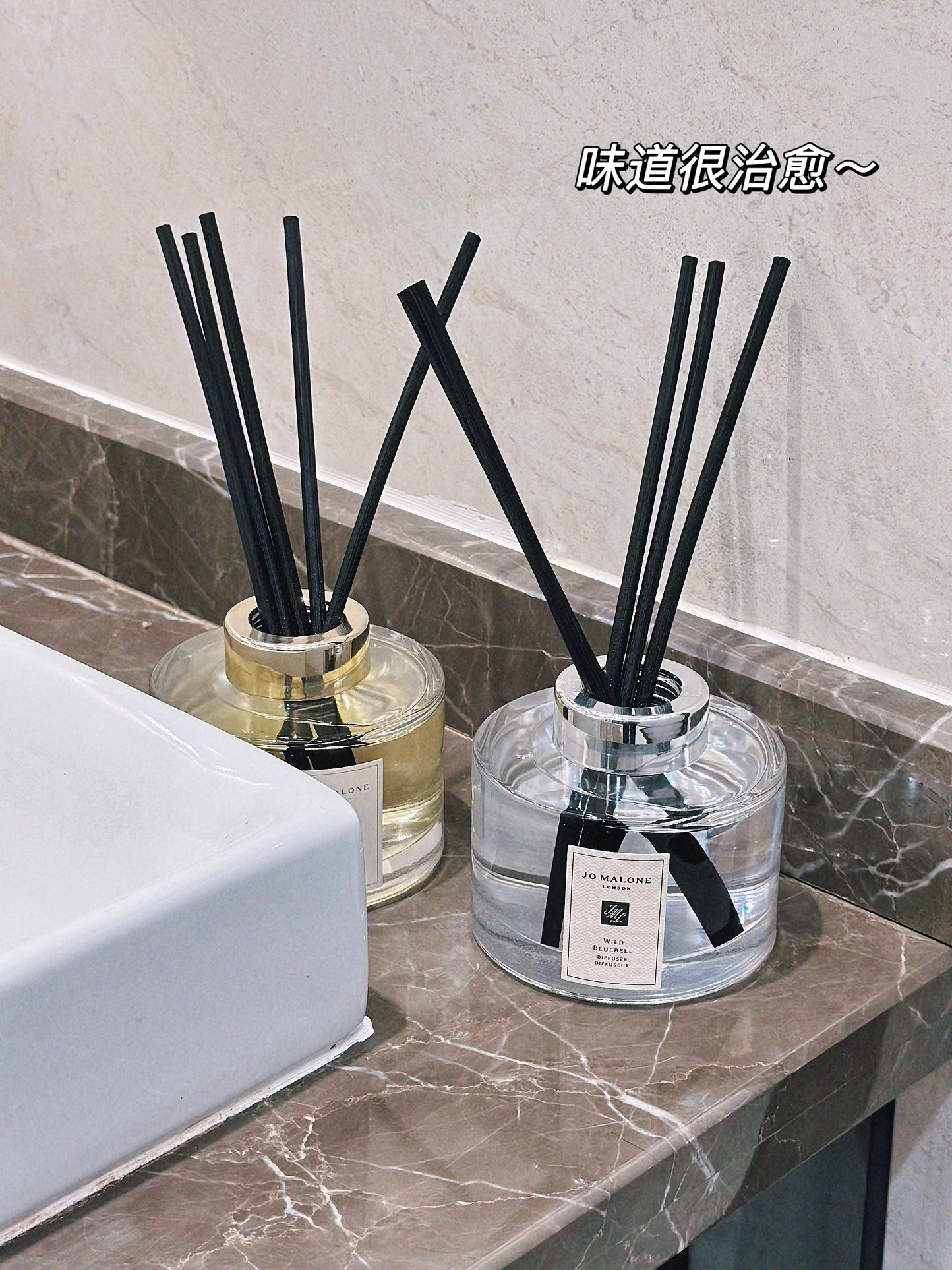 NO:808975,Life really needs a sense of ritual. A super healing fragrance is enough to start every day of a beautiful life. The great thing about Jo Malone is that different fragrance products can be mixed together to create a unique flavor and create your own British style~, car fragrance, home fragrance, candle19860909生活真的需要仪式感呀,一款超治愈的香氛就足以开启美好生活的每一天,并且祖玛珑厉害的一点就在于不同的香氛产品混搭在一起,可以碰撞散发出来独一无二的味道,打造专属于你自己的英伦格调哦~,车载香薰.居家香氛.蜡烛,accessory