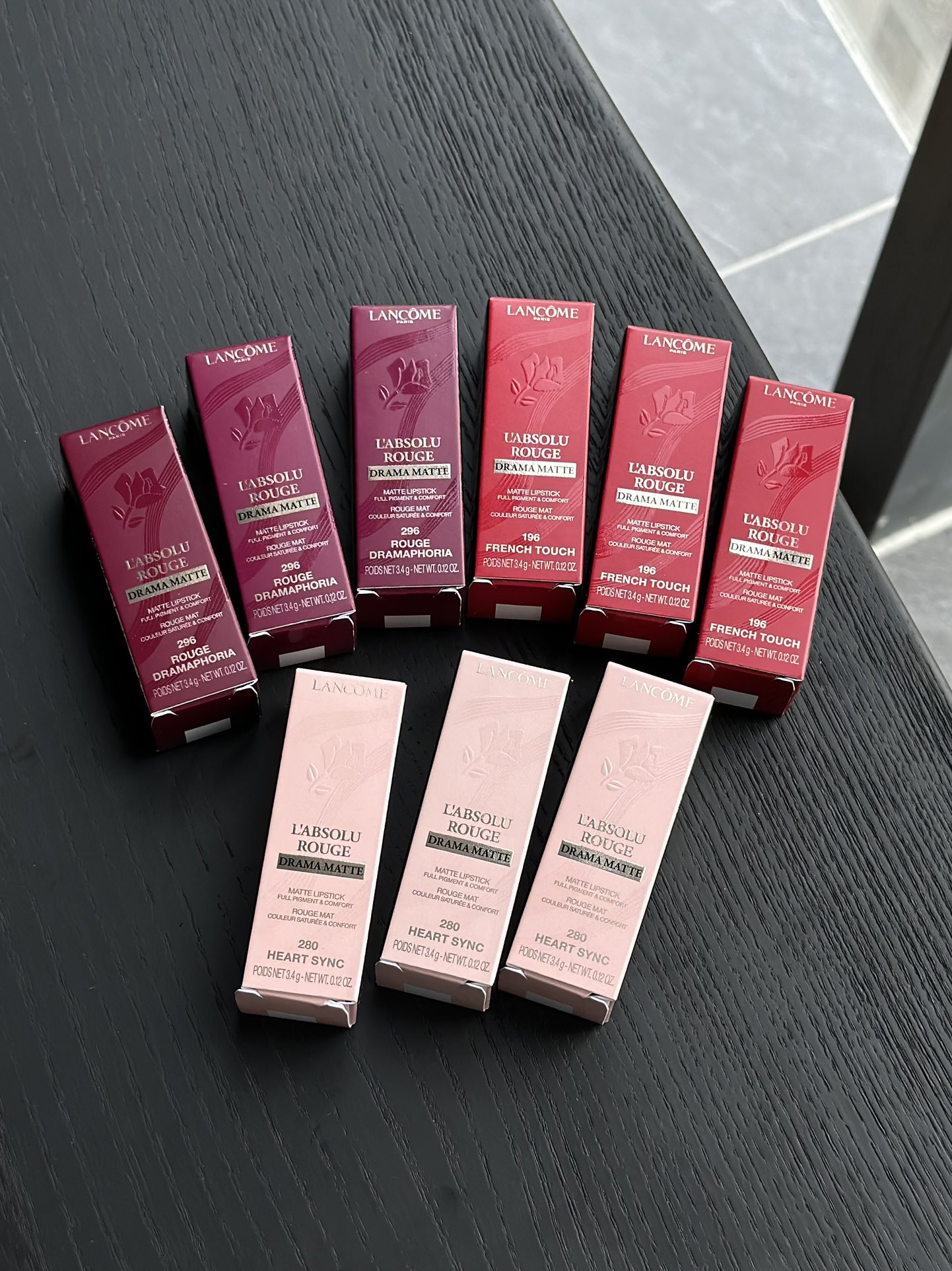 NO:809164,25 years!  Lancôme’s new year-opening “To Love” limited edition, one glance will last forever!  !  !  Who doesn’t know that Lancôme has released a new product again?  Lancôme's 'To Love' limited edition, the final new product after the new year!  !  !  The new year started with a bang, and the shark went crazy! Oh my god!  !  !  Three colors and three designs, each one is stunning!  Great for starting painting!  , lipstick. lip glaze. lipstick1986090925年！开年王炸兰蔻「赴爱」限定 一眼万年！！！ 是谁还不知道兰蔻又又又出新品了！ 兰蔻「赴爱」限定,年后压轴新品！！！ 开年王炸,直接鲨疯了我的天！！！ 三个色号三种人设,每支都巨惊艳！巨适合开工涂！,口红.唇釉.唇膏,accessory
