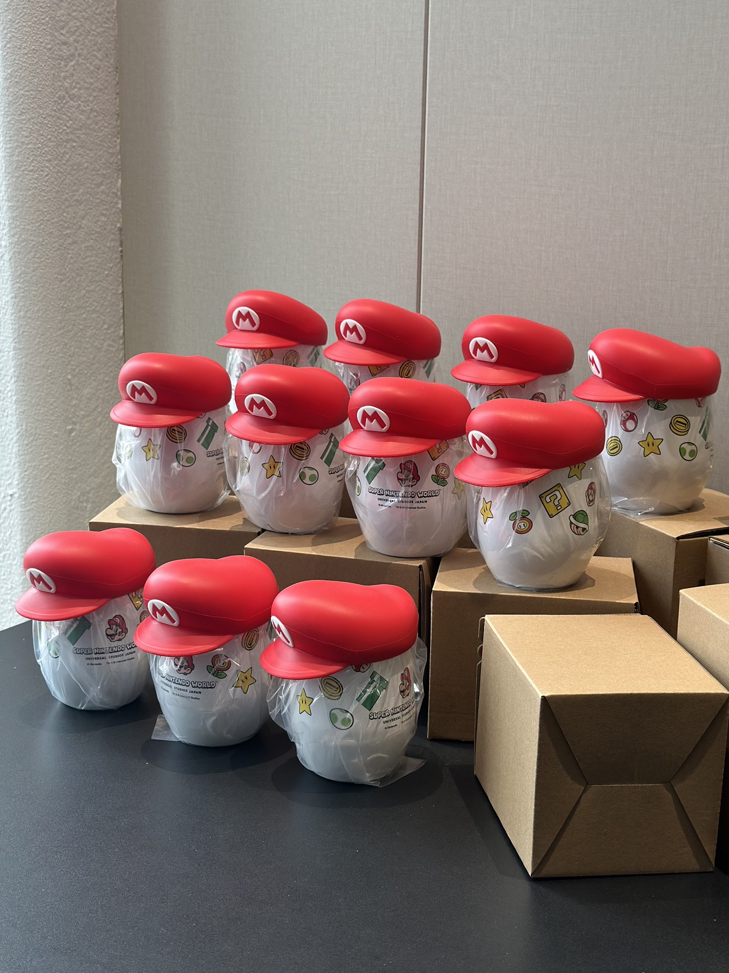 NO:809377,Universal Studios is a paradise for every kid at heart!  !  !  Head straight to Nintendo Park when it opens!  !  !  Super Mario stainless steel coffee thermos!  A must-have deposit for those who control their appearance!  It's true!  !  !  It’s too popular and too hard to buy!  !  !  Whether you keep it for yourself or prepare a few sets to give away, it’s great!  !  Make people fall in love at first sight!  !  !  ,tea set    cup19860909环球影城是每一个童心向往者的天堂！！！ 开园直奔任天堂园区！！！ 超级马里奥不锈钢咖啡保温杯！颜值控必入款！ 它真的！！！太火太火太难买了！！！ 无论是自留、还是备几套送人都超有面儿！！ 让人一眼就爱上！！！,茶具,accessory
