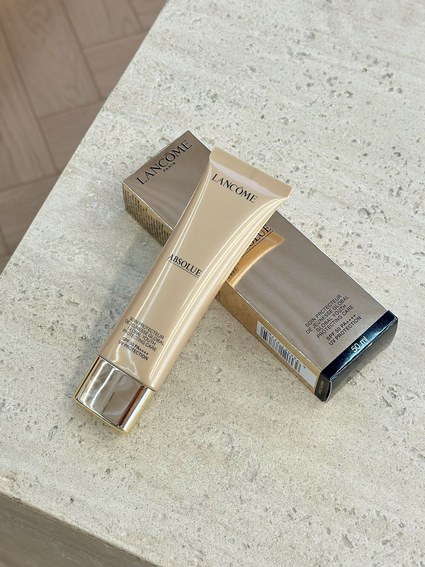NO:809652,Lady-level sun protection!  !  !  A high-power sunscreen and skin care product that combines physical and chemical combinations19860909贵妇级防晒抗把子！！！ 一款物化结合的高倍防晒,护肤品,accessory