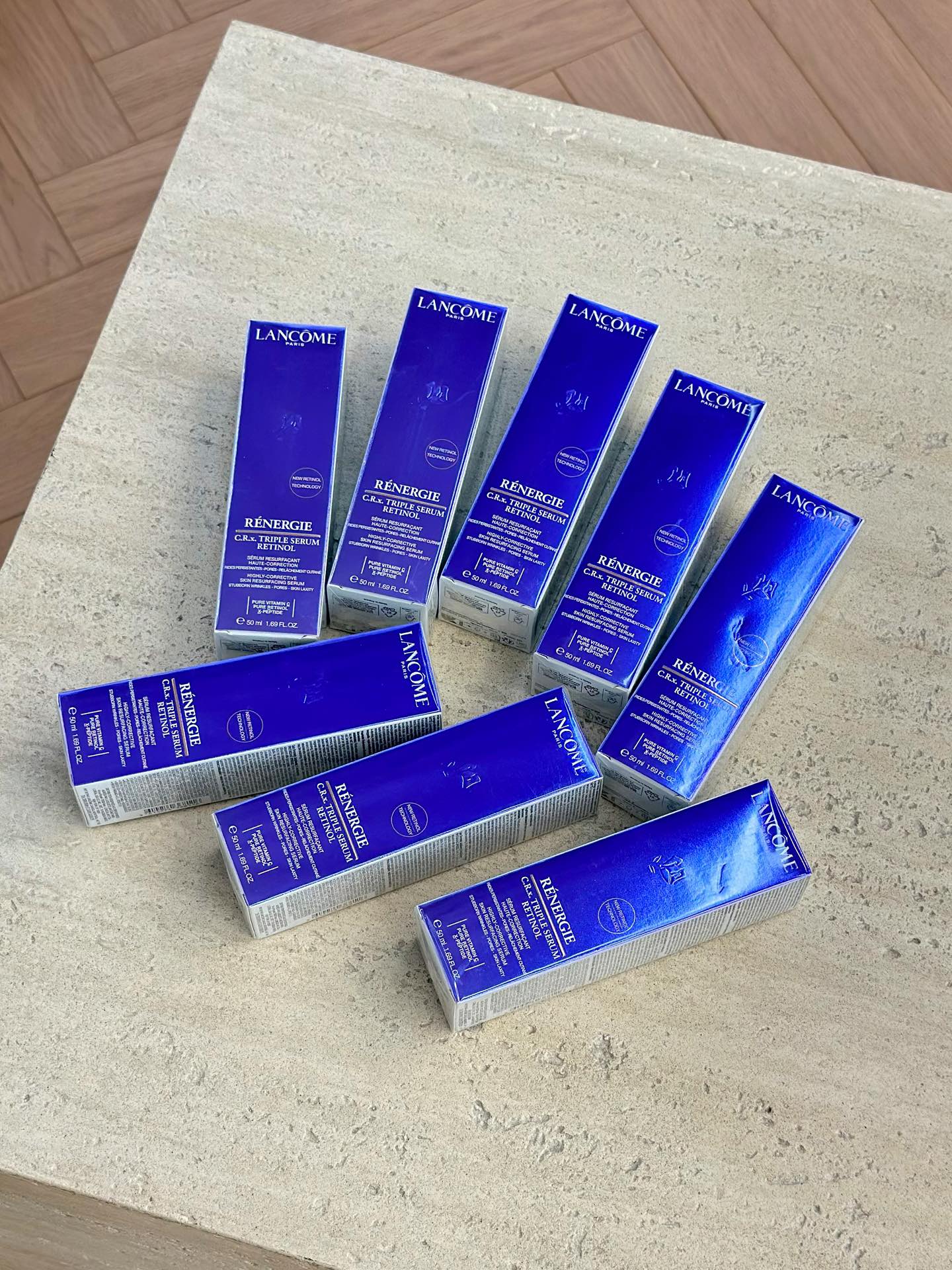 NO:809621,Lancôme's new product 'Tri-Tube Essence New Edition CRX' is here!  !  !  The latest news is overseas!  !  Received a small number of foundry orders through channels!  !  Hurry up and bring it back to share with everyone!  !  !  Currently in stock!  !  !  Quantity is limited!  First come first served!  !  !  , skin care products19860909兰蔻新品“三管精华新版CRX”来袭！！！ 最早上新在海外！！ 通过渠道拿到了少量代工厂订单！！ 赶快拿回来给大家分享！！！ 目前现货在仓！！！ 数量有限！先到先得！！！,护肤品,accessory