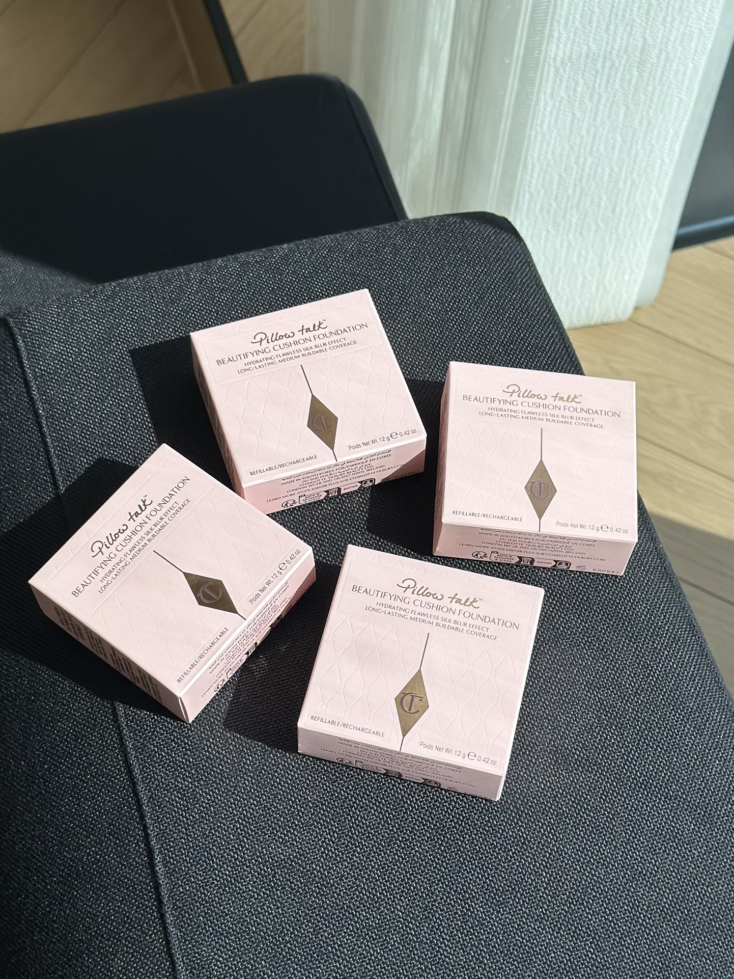 NO:810545,Zhao Lusi’s same “CT Pillow Talk Air Cushion” is here, a good-looking player!  !  !  Moisturizing and concealing!  Follow Sister Zhao to buy!  There is nothing wrong with the designation. Come on!  Take a look at the packaging first!  !  !  ,makeup19860909赵露思同款“CT枕边话气垫”来啦 高颜值型选手！！！ 又润又遮瑕！跟着赵姐买！指定没毛病 来吧！先看包装！！！,彩妆,accessory