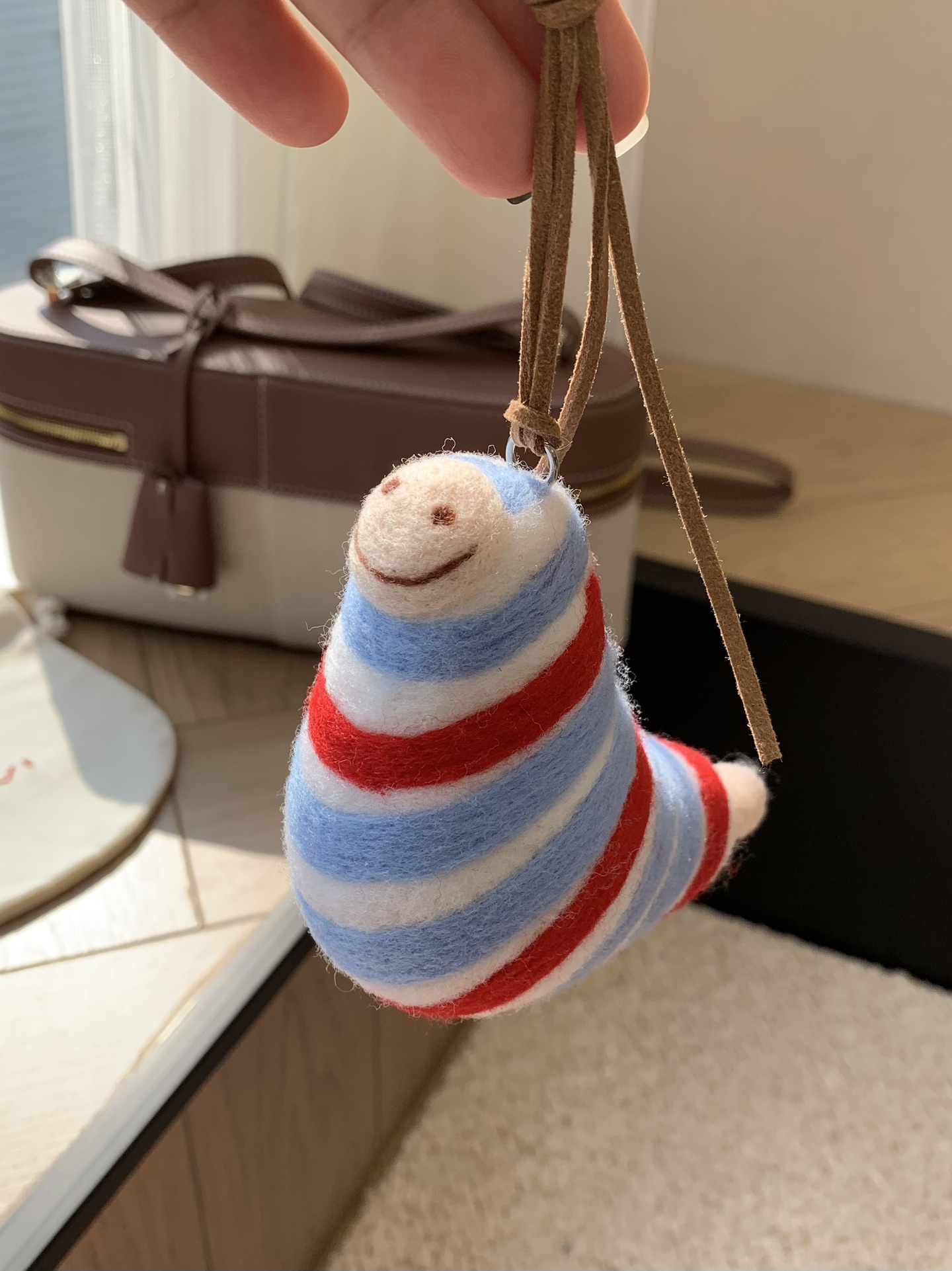 _djo9sgYdFbHpOeWanuJYFyn9zMkNfxOH-Ry9rbg