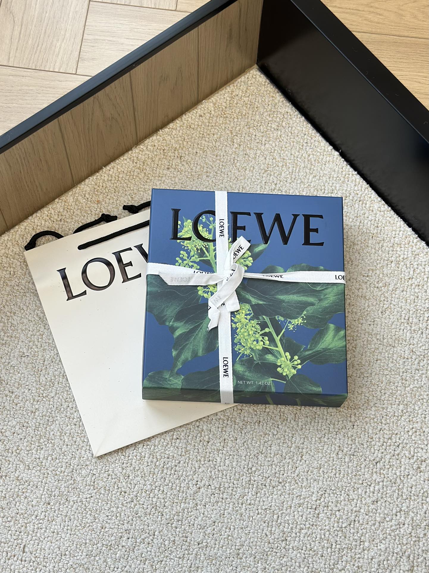 NO:810437,Ivy can bring a fresh grassy scent~ The subtle floral fragrance is rippling in the air, very healing~~, car aromatherapy, home fragrance, candle19860909常青藤可以带来清新的草木气息～ 微妙花香在空气中荡漾、非常治愈～~,车载香薰.居家香氛.蜡烛,accessory