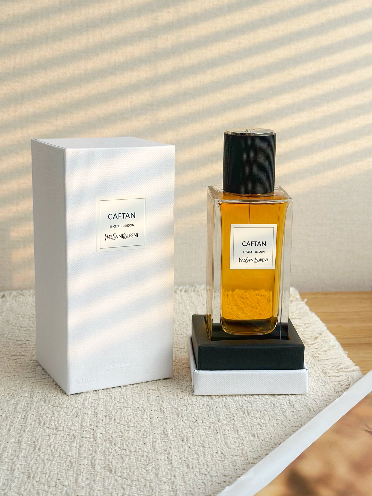 NO:850964,YSL Yves Saint Laurent Haute Couture - Gown 125ml Neutral fragrance attributes Oriental notes Top notes: pink pepper, tangerine, bergamot Middle notes: benzoin, frankincense, benzoin Base notes: labdanum, musk, perfume, saint laurent, saint laurent19860909YSL 圣罗兰高定-长衫125ml 属性中性香 香调东方调 前调粉红胡椒 蜜橘 香柠檬 中调安息香脂 乳香 安息香 后调劳丹脂 麝香,香水,saint laurent,saint laurent,accessory