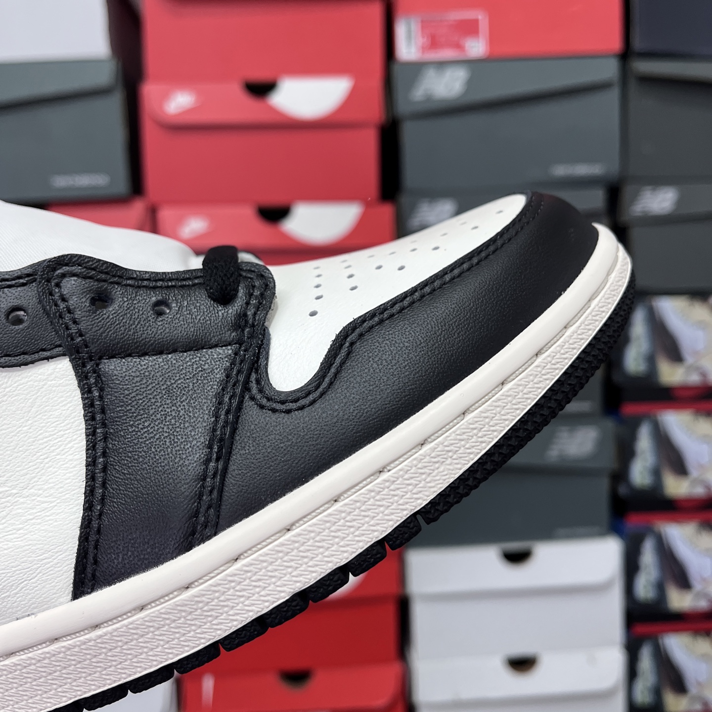  纯原 Air Jordan AJ1 Retro High 高帮黑摩卡小倒钩 -105 高端零售特供批次