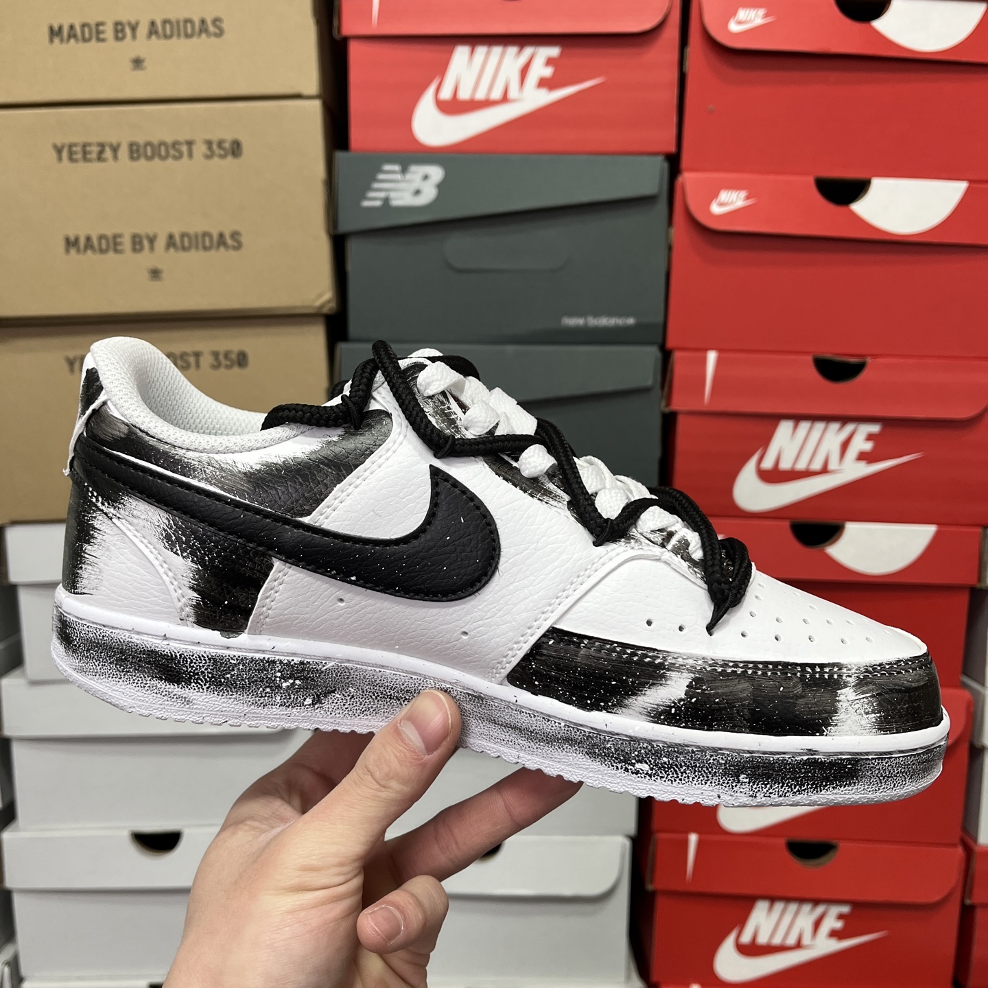  Y Nike Court Vision Low 镜之魅影 绘雅制造 涂鸦泼墨绑带 黑白 DH2987 