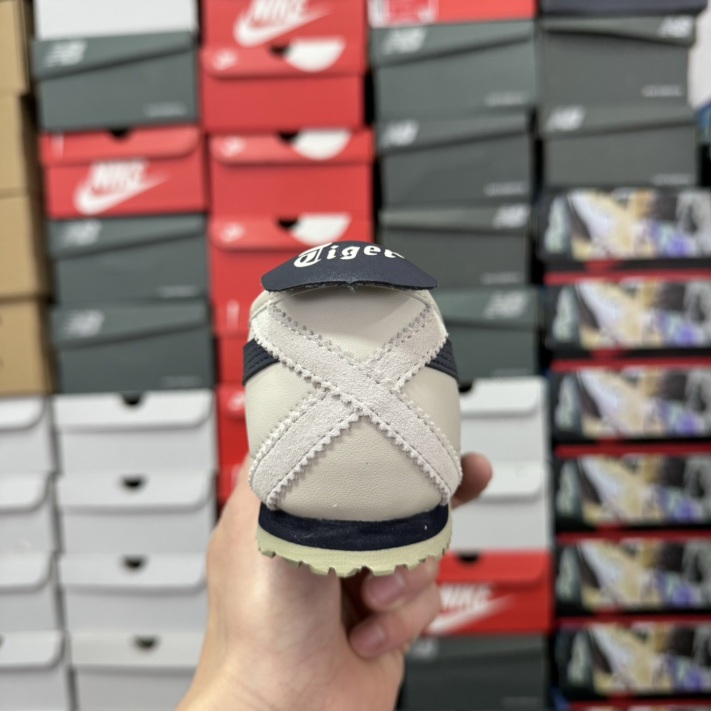 Asics Onitsuka Tiger MEXICO 66 藏青色 亚瑟士鬼冢虎复古经典板鞋 市场最