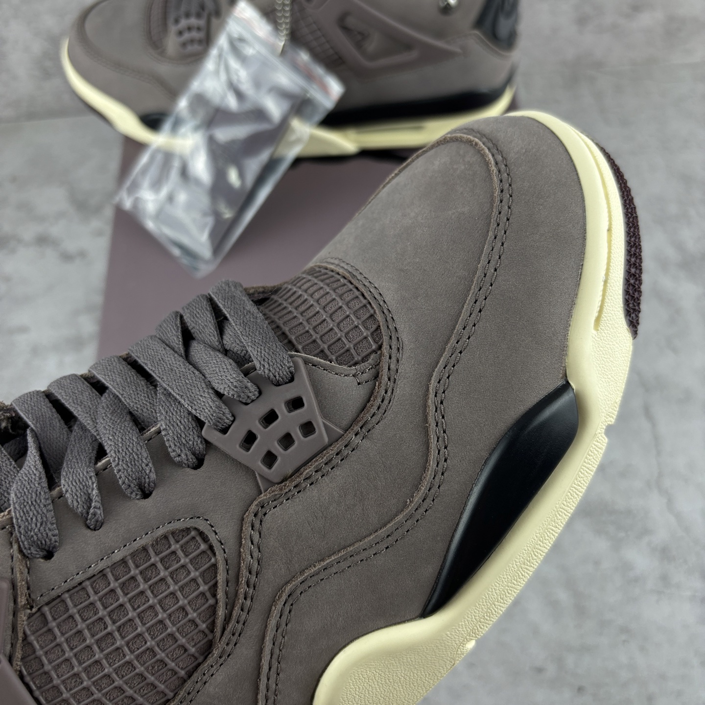  特价 A Ma Maniére x Air Jordan 4 Violet Ore AJ4 乔4联名款