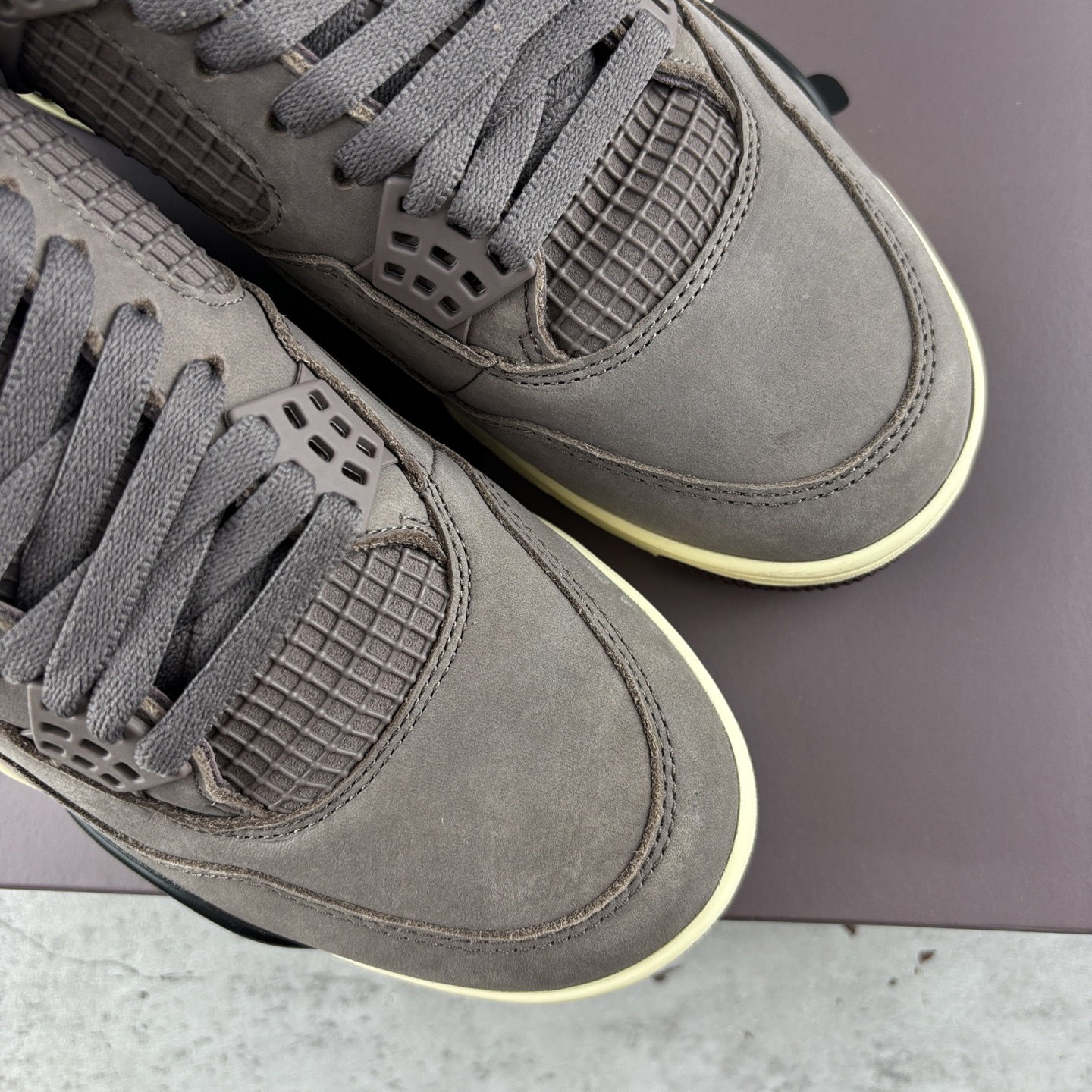  特价 A Ma Maniére x Air Jordan 4 Violet Ore AJ4 乔4联名款
