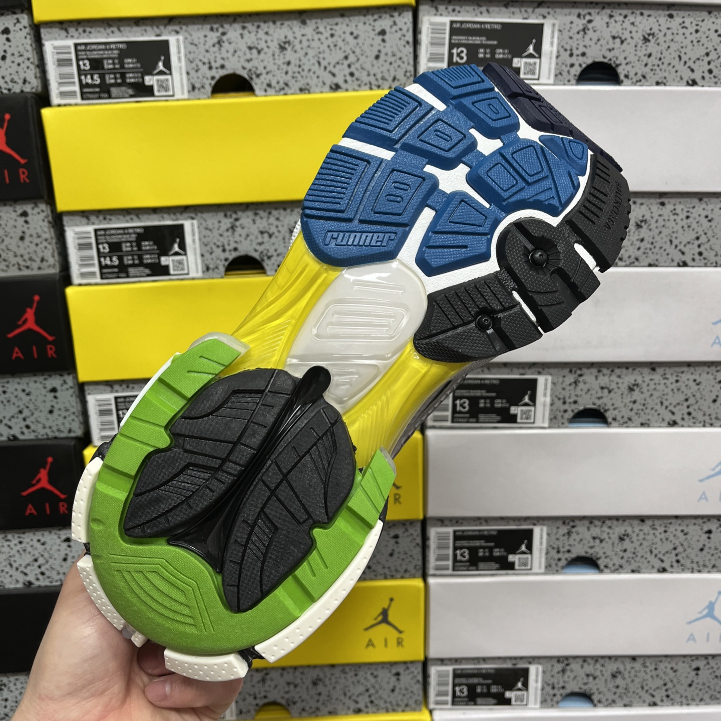   Balenciaga Runner Kith Four.Color 巴黎世家7.0 最新配色潮流复古