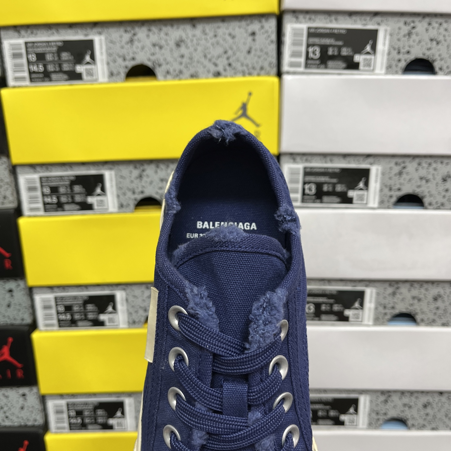  顶级天花板级别 巴黎世家破洞做旧布鞋  白橙红，Balenciaga 巴黎世家 Paris 破洞洗旧高
