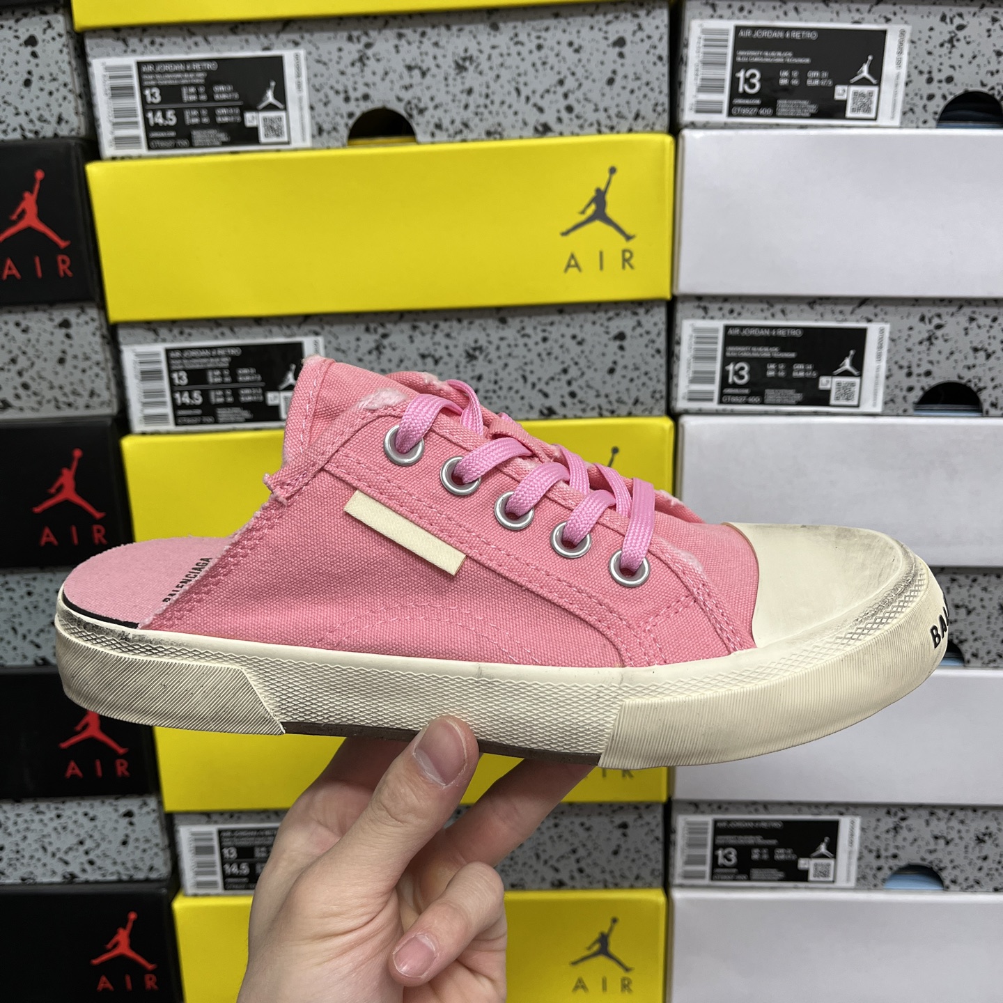  顶级天花板级别 巴黎世家破洞做旧布鞋 半托 粉白，Balenciaga 巴黎世家 Paris 破洞洗旧