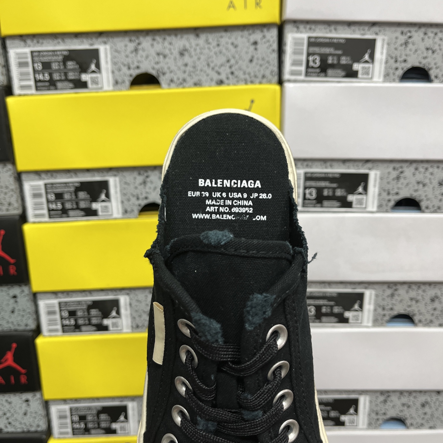  顶级天花板级别 巴黎世家破洞做旧布鞋 半托 黑色，Balenciaga 巴黎世家 Paris 破洞洗旧