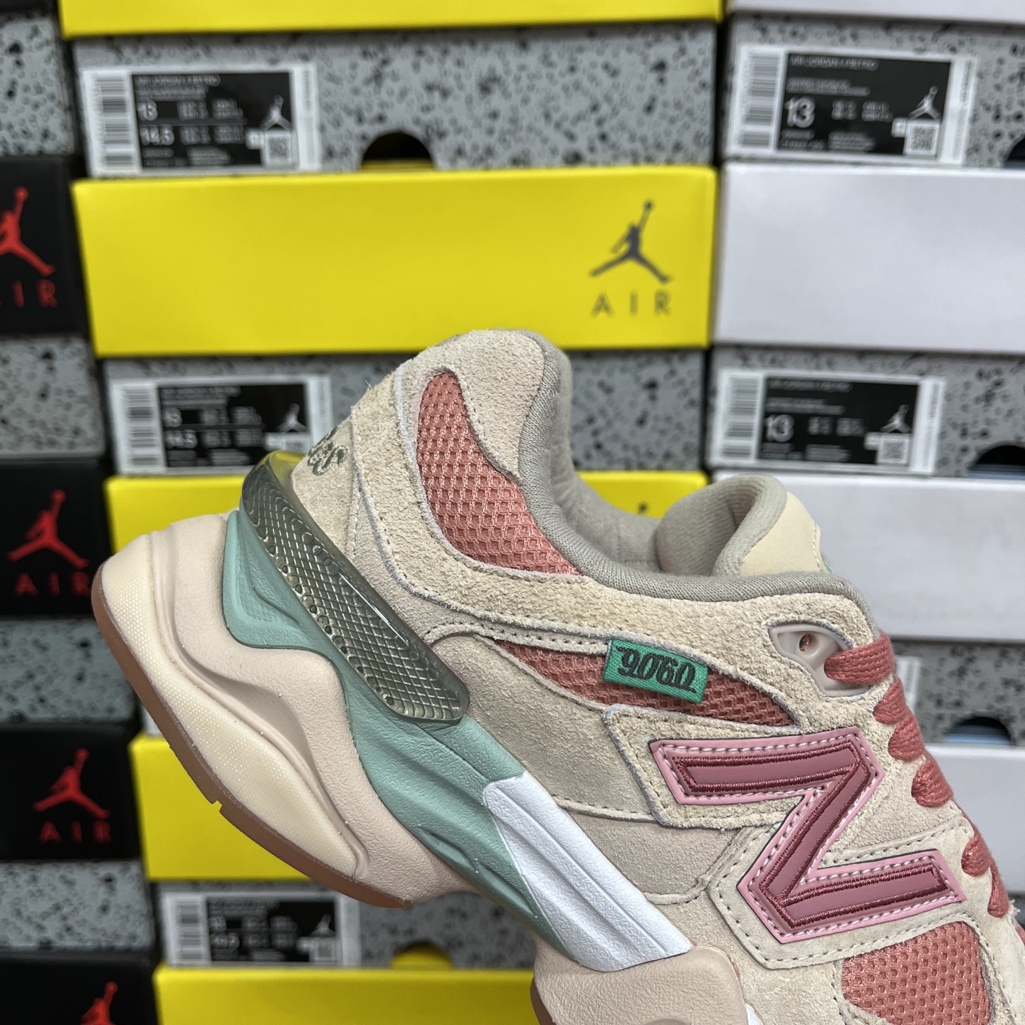  纯原 New Balance NB9060系列 联名三文鱼粉 新百伦绒面革网布经典百搭防滑耐磨透气低帮