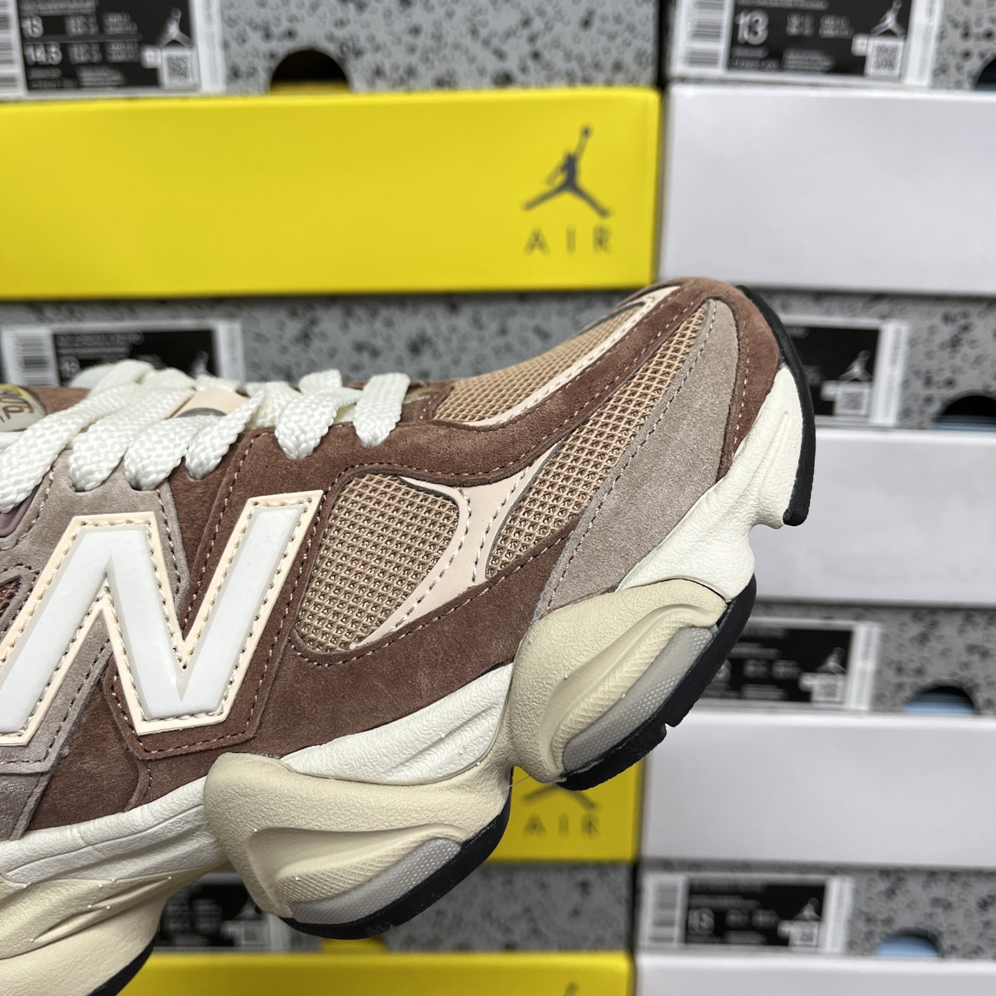  纯原 New Balance NB9060 红豆色 联名款 复古休闲运动慢跑鞋 U9060EEH

全