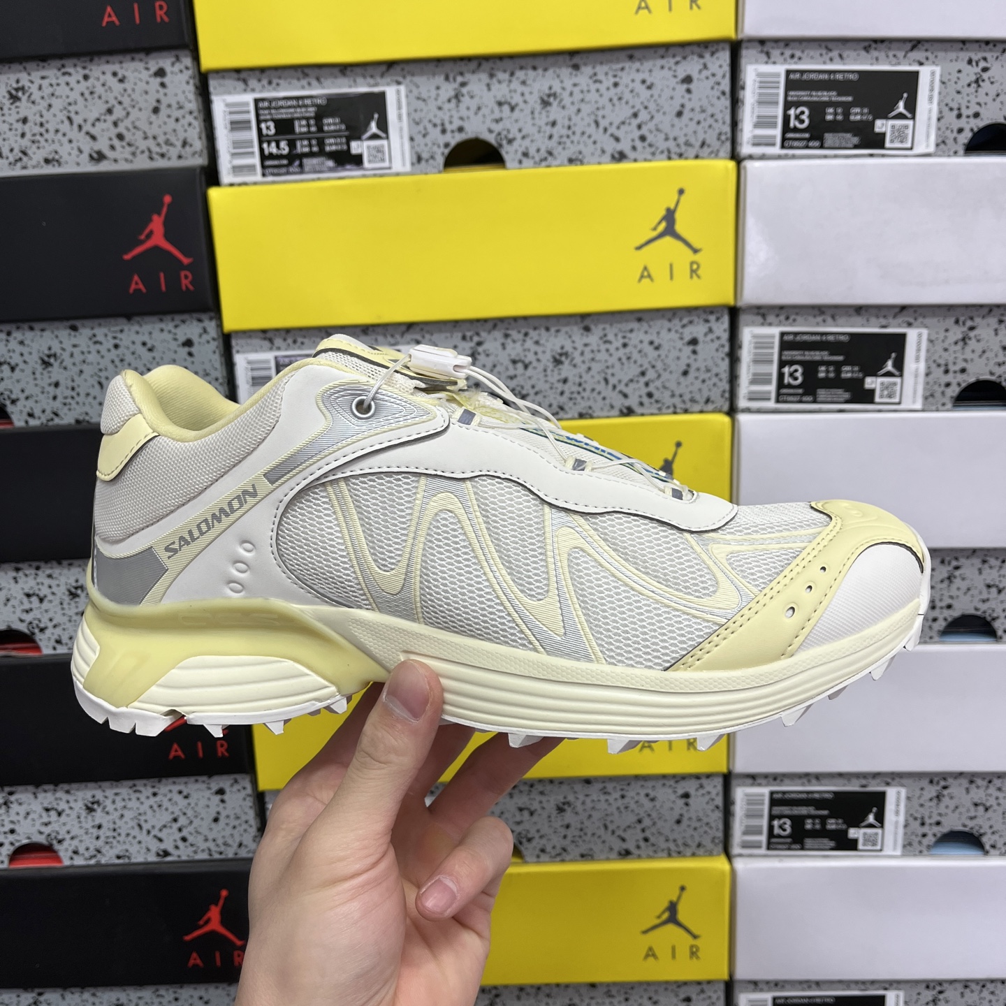  萨洛蒙 Salomon XT-Whisper sandy Liang 香草色 探索者系列 纯原版本
潮