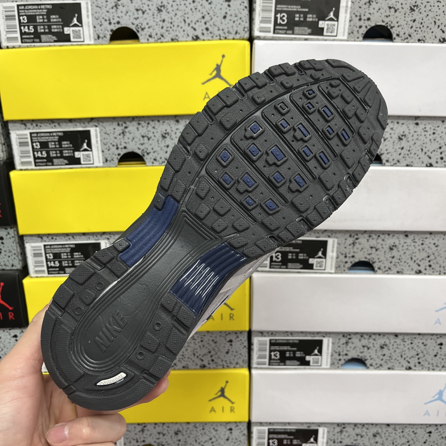  CS版 Nike 超火复古老爹跑鞋 耐克 P-6000老爹鞋Initiator 独家出货
独家私模 原