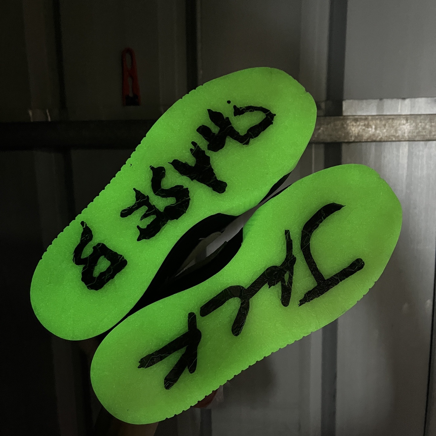 纯原 Travis Scott x Jordan AJ Cut The Check 荧光绿 TS倒钩联名