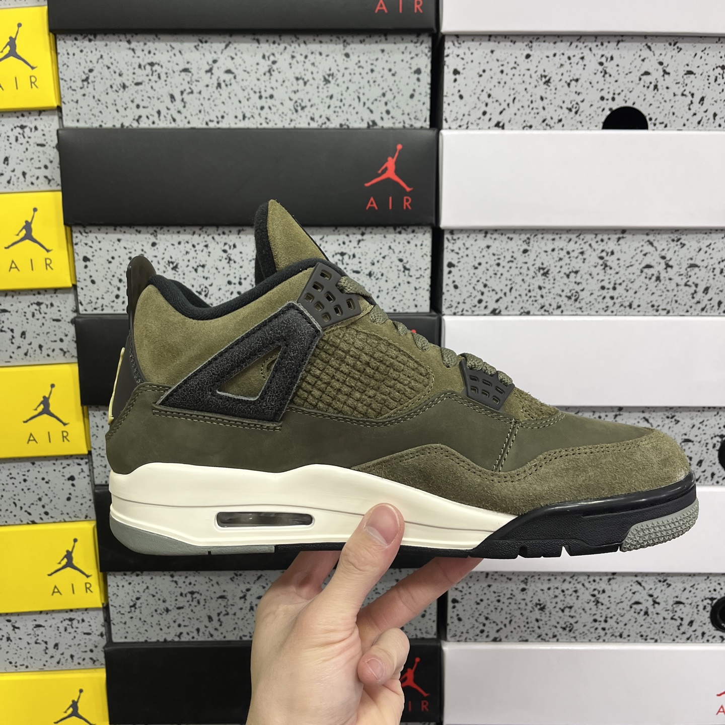 R1版 Jordan Air Jordan 4 ” Olive “ AJ4 军绿色 FB9927-200