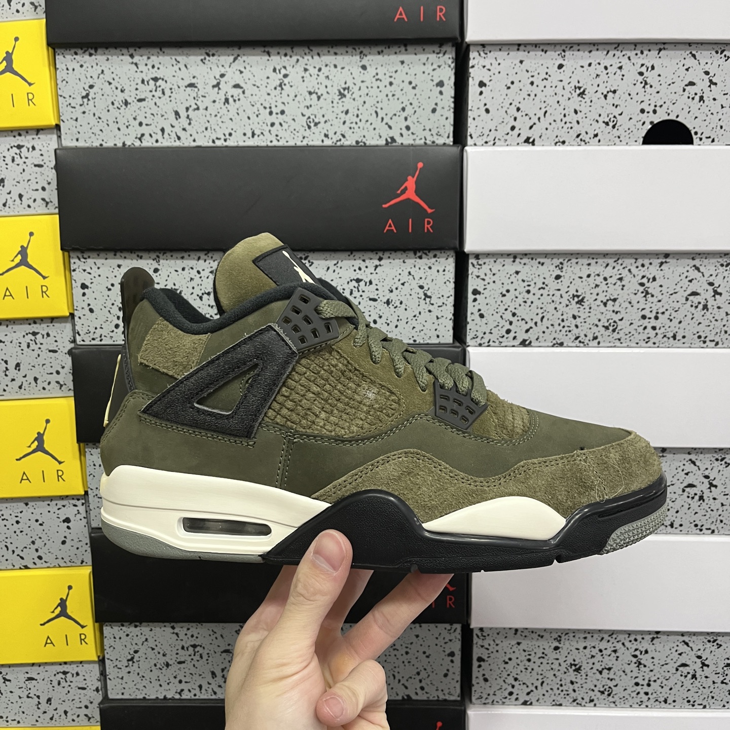R1版 Jordan Air Jordan 4 ” Olive “ AJ4 军绿色 FB9927-200