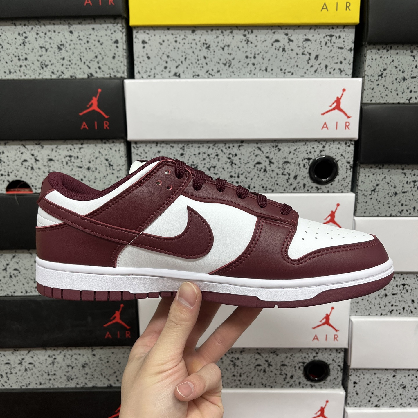 纯原 dunk酒红 毫无疑问市场中端王者 实力大厂出品 新配色陆续开发 利润个位数只为口碑 全套原纸板楦