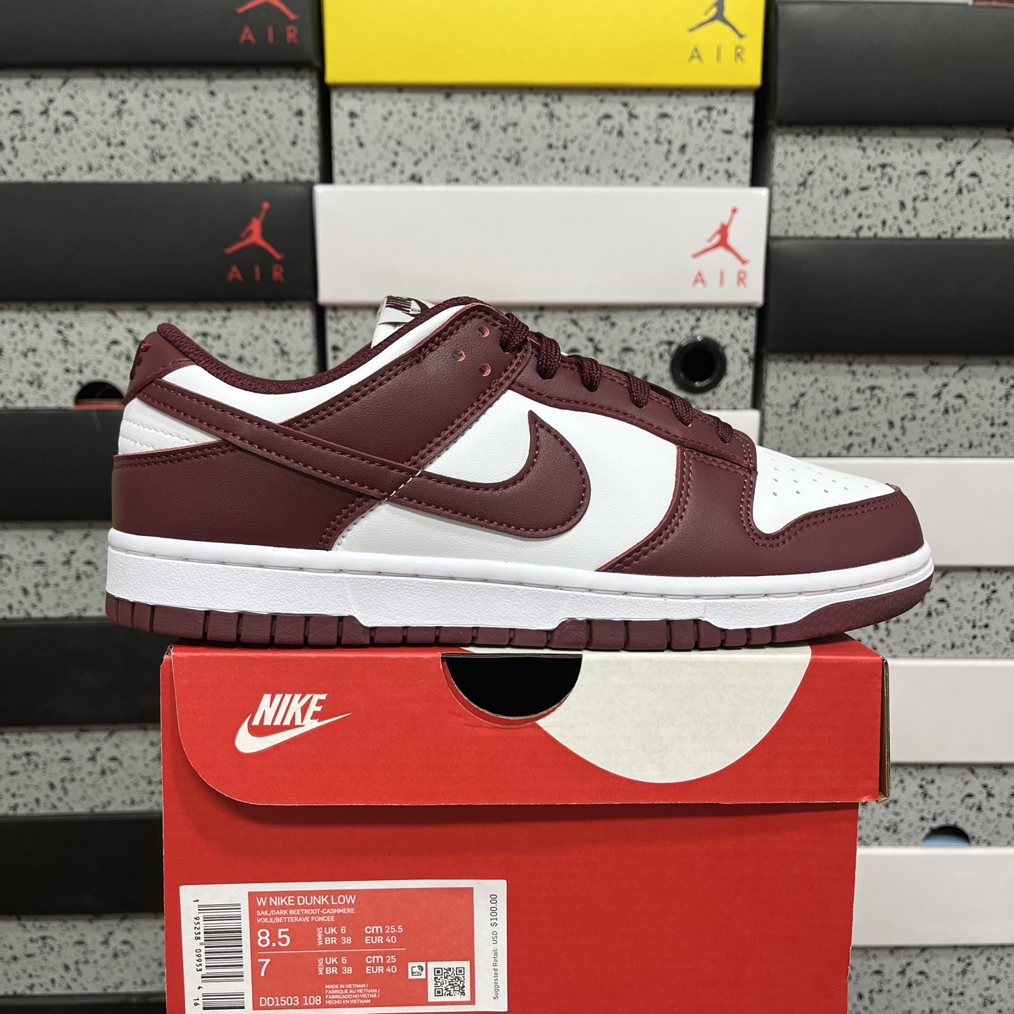 纯原 dunk酒红 毫无疑问市场中端王者 实力大厂出品 新配色陆续开发 利润个位数只为口碑 全套原纸板楦