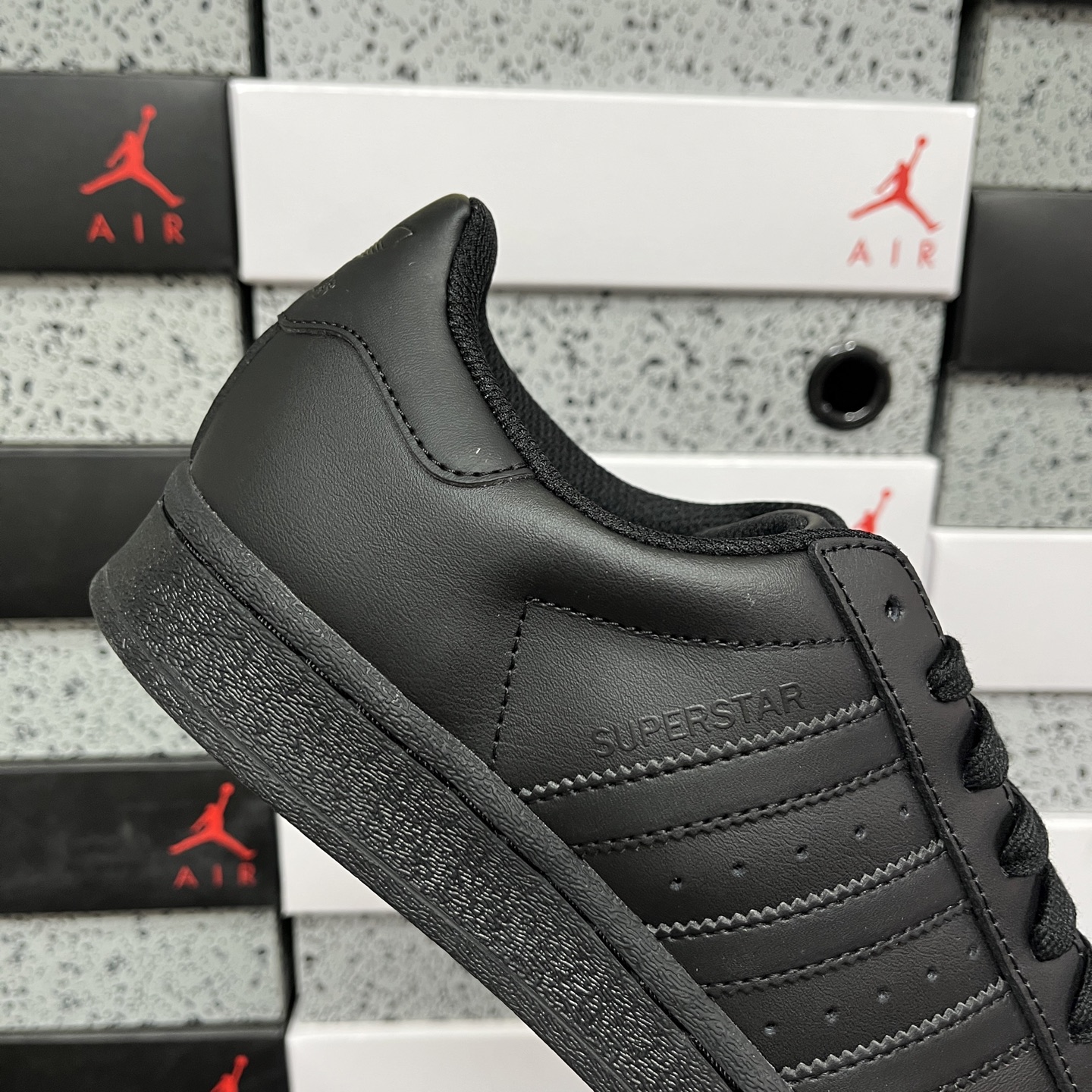 AD Originals Superstar 经典贝壳头 纯黑 俄罗斯出口外贸订单 产量过剩流放市场 市