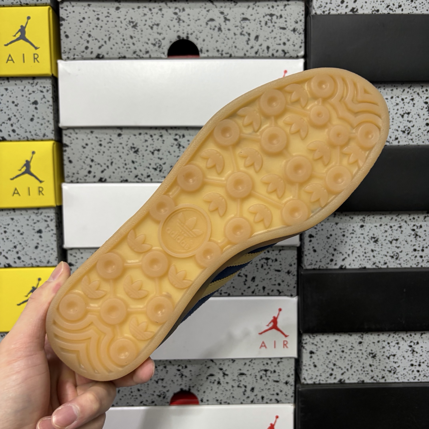 Adidas Originals Gazelle INdoor 深兰奶黄  阿迪达斯 三叶草休闲防滑耐磨