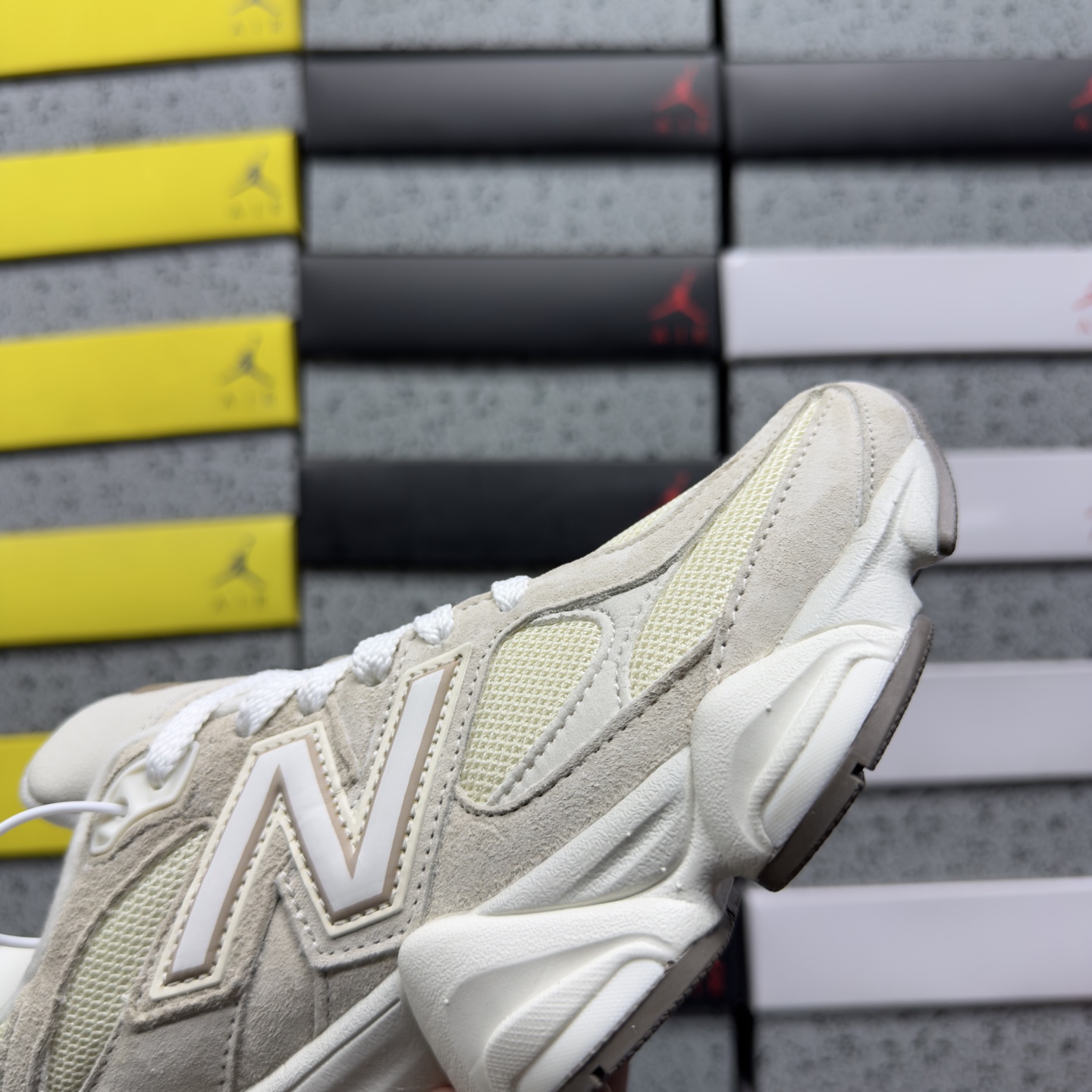 C版纯原 New Balance NB9060 联名款 米黄 复古休闲运动慢跑鞋 UY #鞋款灵感源自设计师本人对夏日的 C版纯原 New Balance NB9060 联名款 米黄 复古休闲运动慢跑鞋 UY #鞋款灵感源自设计师本人对夏日的