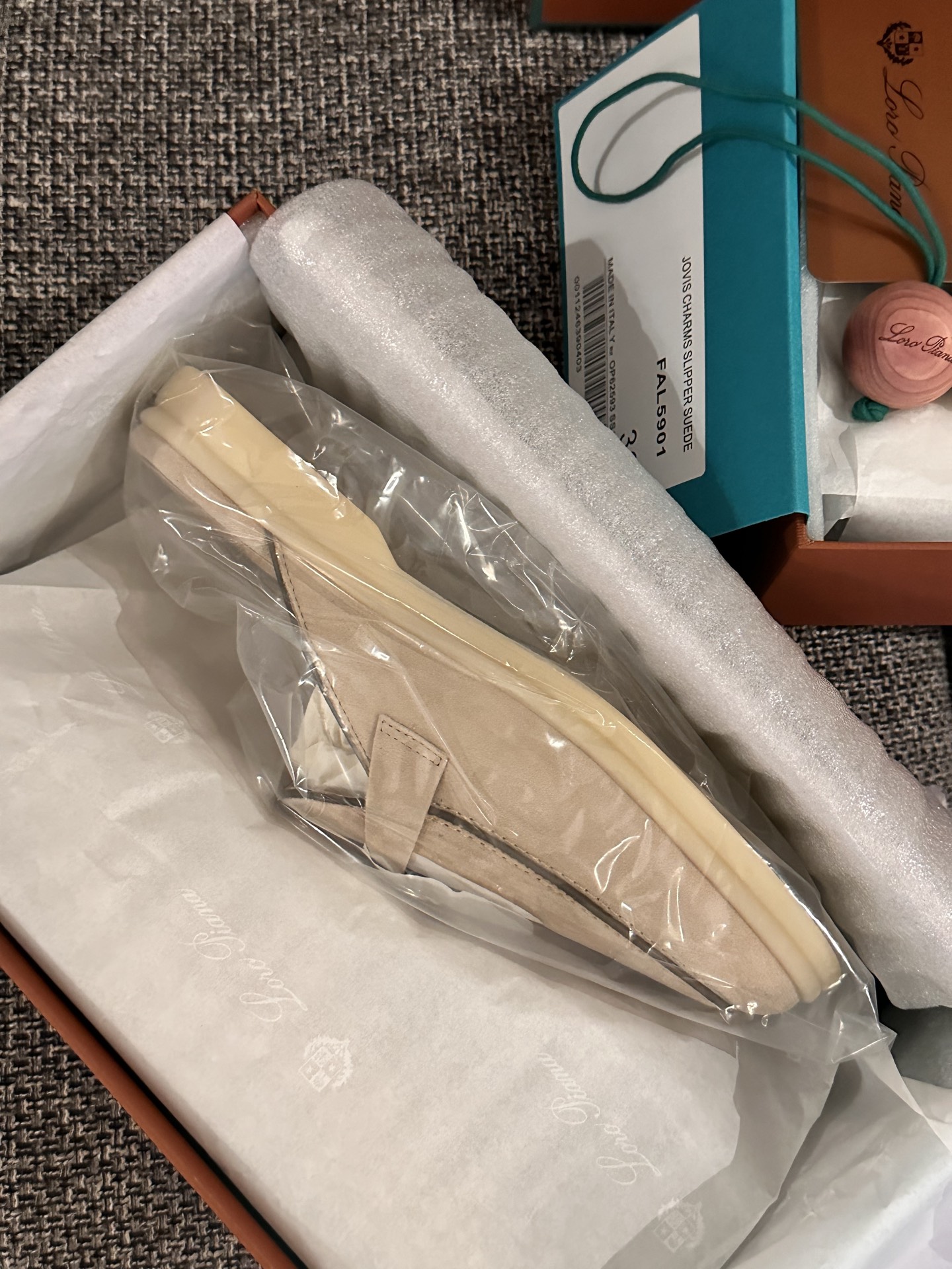 NO:237379,Light apricot/green Size:35-36-37-38-39-40-41-42, half drag19860909浅杏/绿 Size:35-36-37-38-39-40-41-42,半拖,Women's Shoes