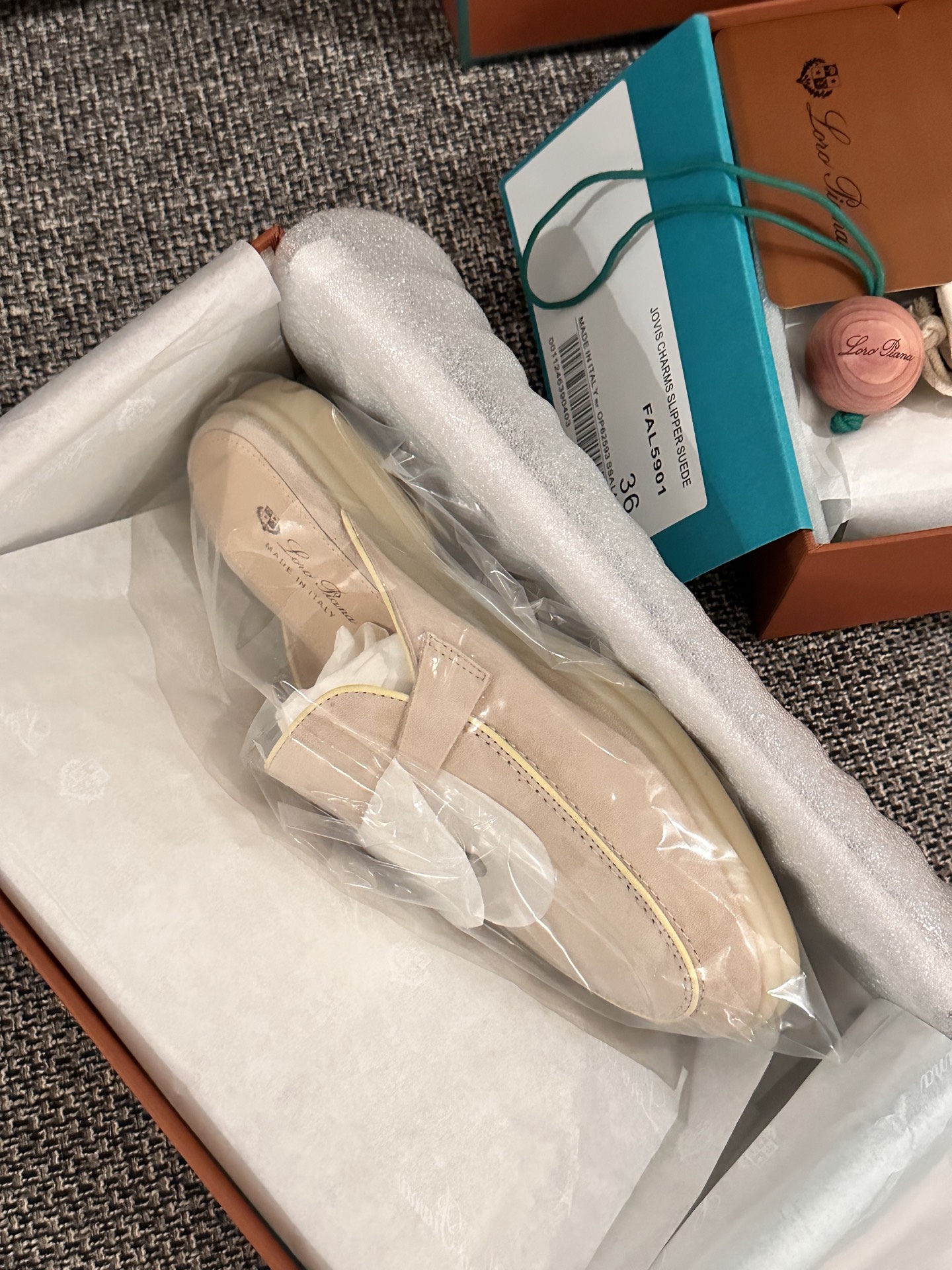 NO:237372,Nude color/yellow Size:35-36-37-38-39-40-41-42, half drag19860909裸色/黄 Size:35-36-37-38-39-40-41-42,半拖,Women's Shoes